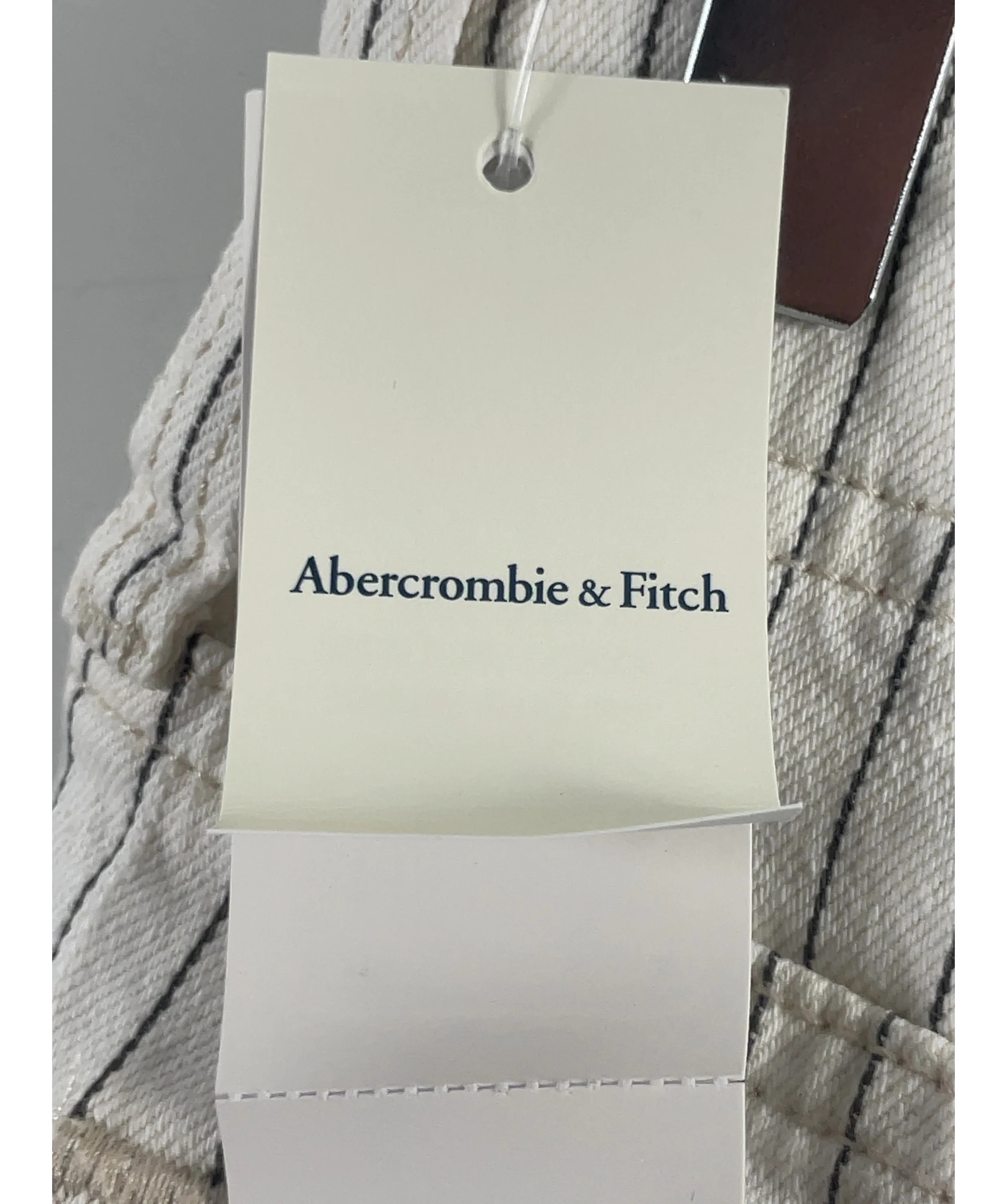 ABERCROMBIE & FITCH Cream Linen-Blend Curve Love High Rise Wide Leg Striped Jean Cream, size W25 — detail