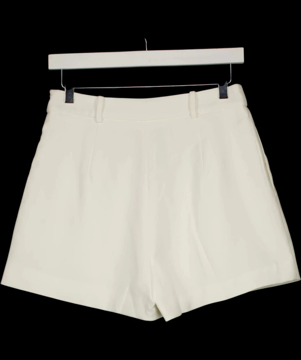 Commense White Tailored High-Waisted Pleated Shorts IVORY WHITE, size UK S — label