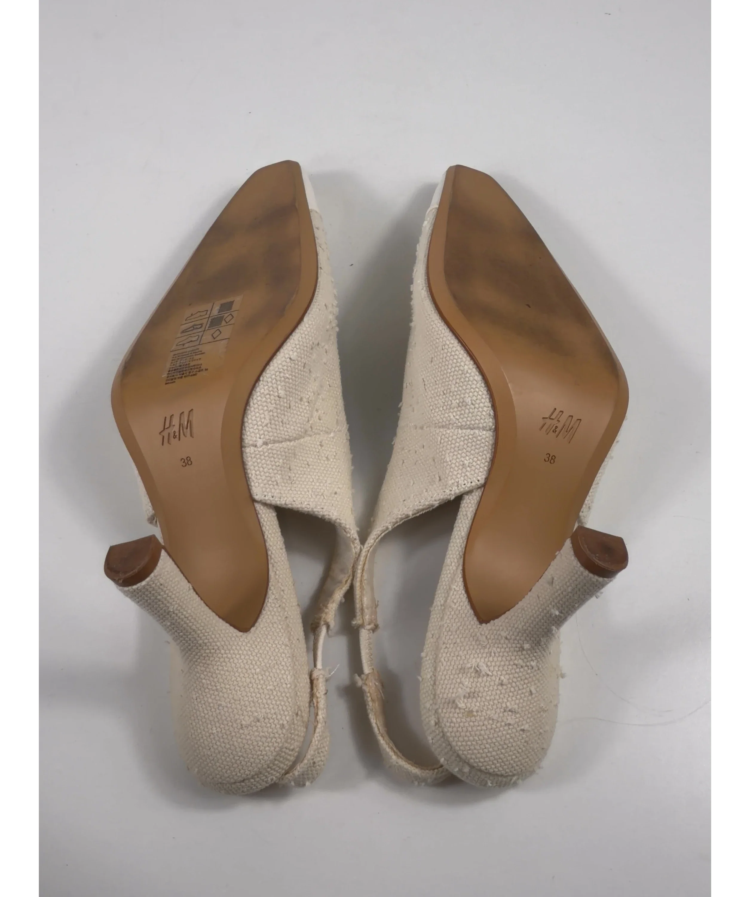 H&M Cream Textured slingbacks, size UK 5 EU 38 👠 — fabric detail
