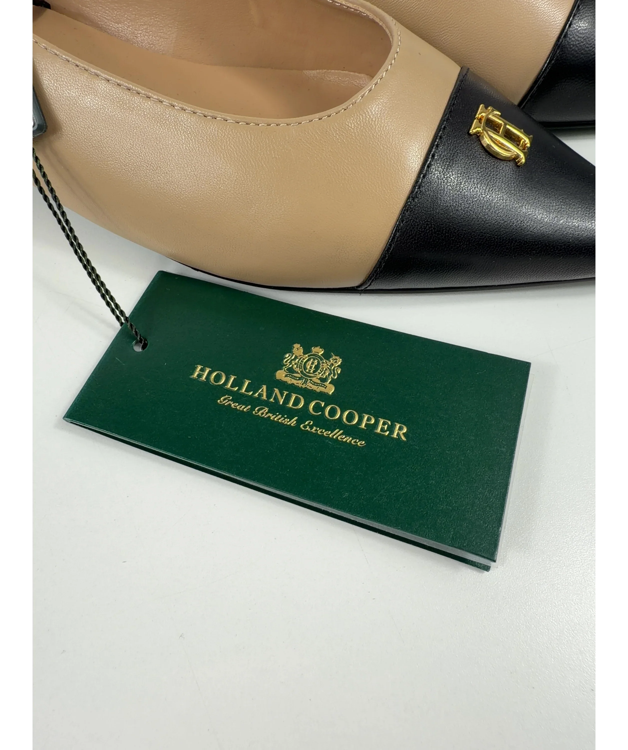 HOLLAND COOPER Nude Pointed Ballet Shoe Nude / Black, size UK 6 EU 39 👠 — care label