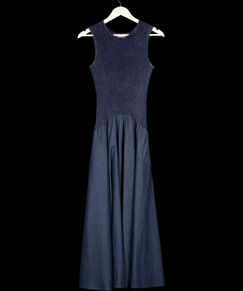 Fabrique Blue x Rebekka Bach Keira Sleeveless Panel Maxi Dress Washed Blue Denim, size UK S — detail