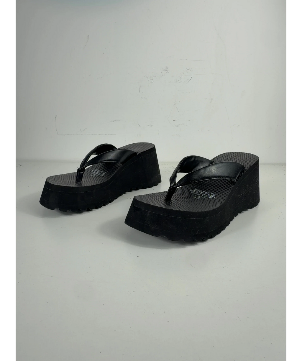 H&M Black Wedge-heeled flip-flops, size UK 5 EU 38 👠 — label