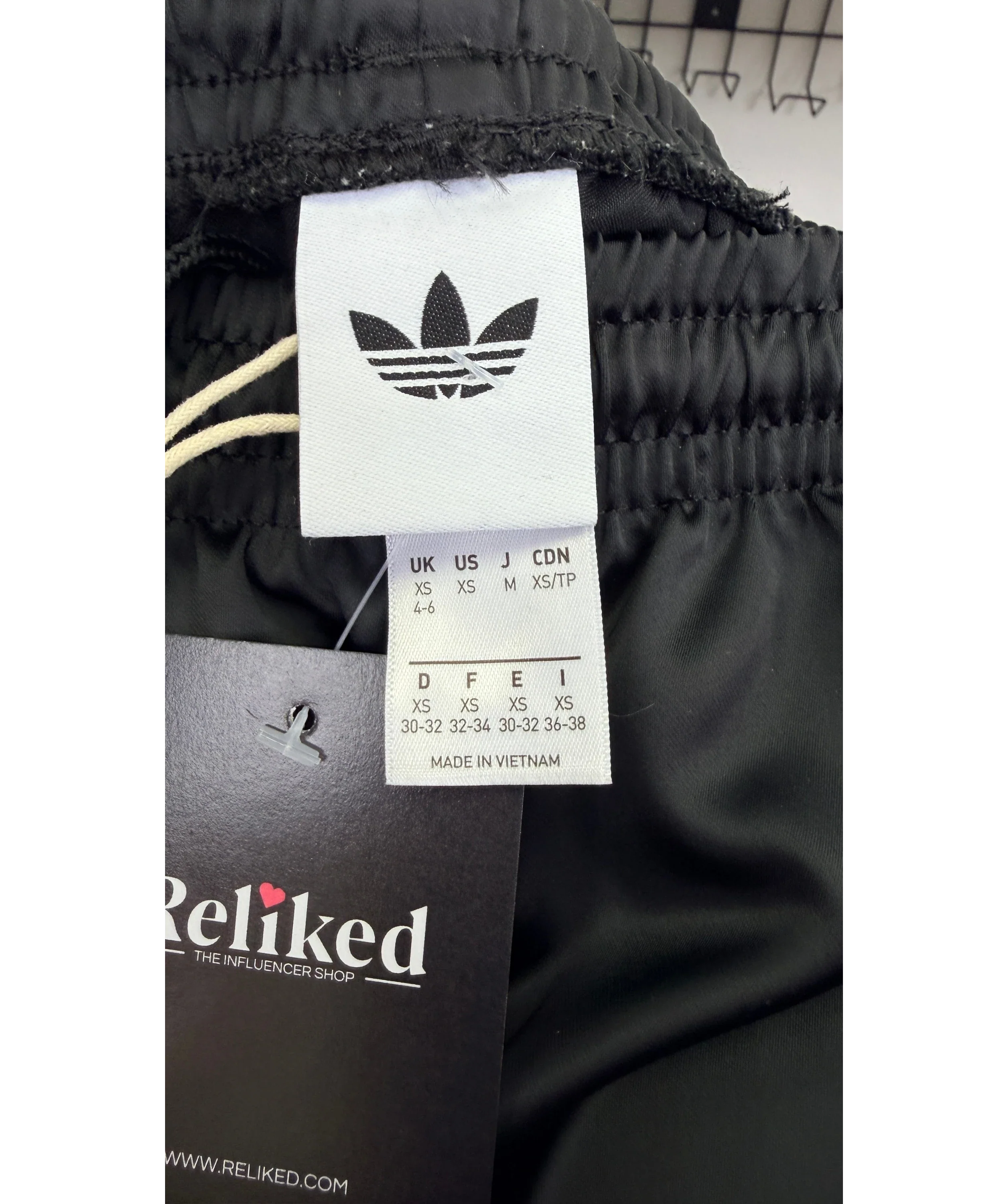 adidas Black ORIGINALS Adicolor Satin Ruffle 3-Stripes Shorts Black UK 4-6, size UK XS — detail