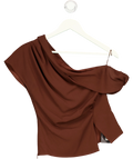 Fabrique Brown x Bäck Hansen Hazel Asymmetric Ruched One Shoulder Top Russet Brown, size UK S — front