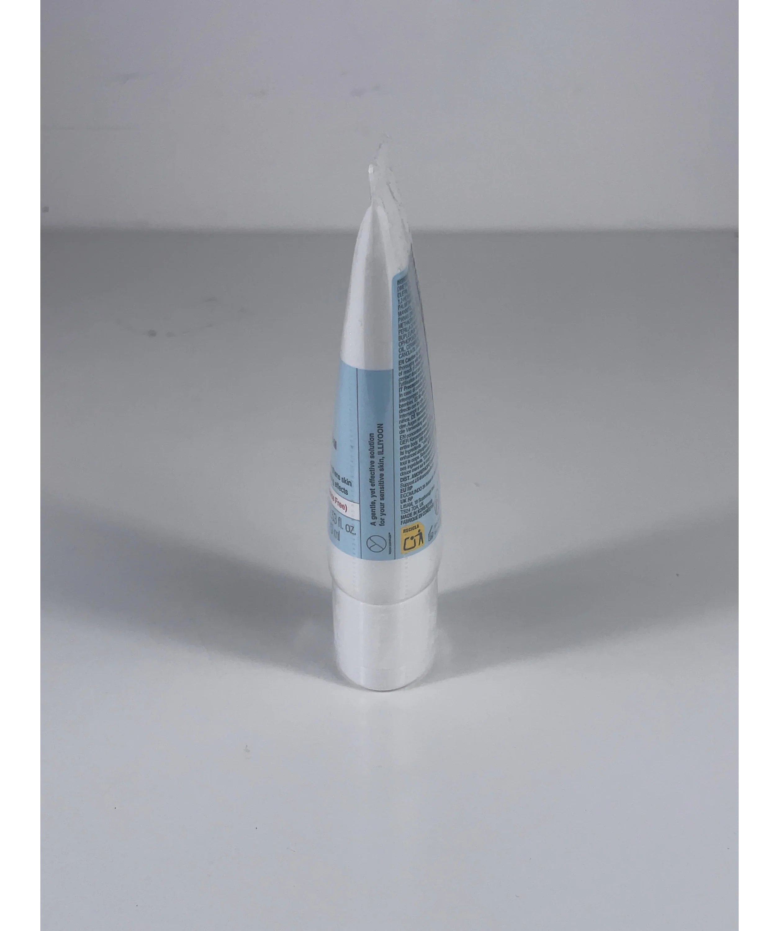 Illiyoon Ceramide Ato Concentrate Cream White/Blue, size 75ml — detail