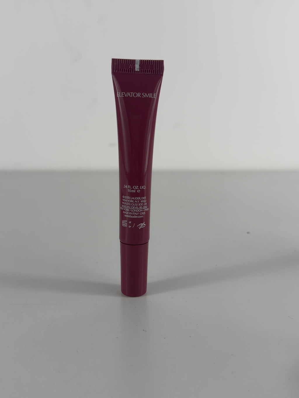 Estee Lauder elevator smile QC Estée Lauder Futurist Blushmaker Dewy Cheek TinT, size 10ml — detail