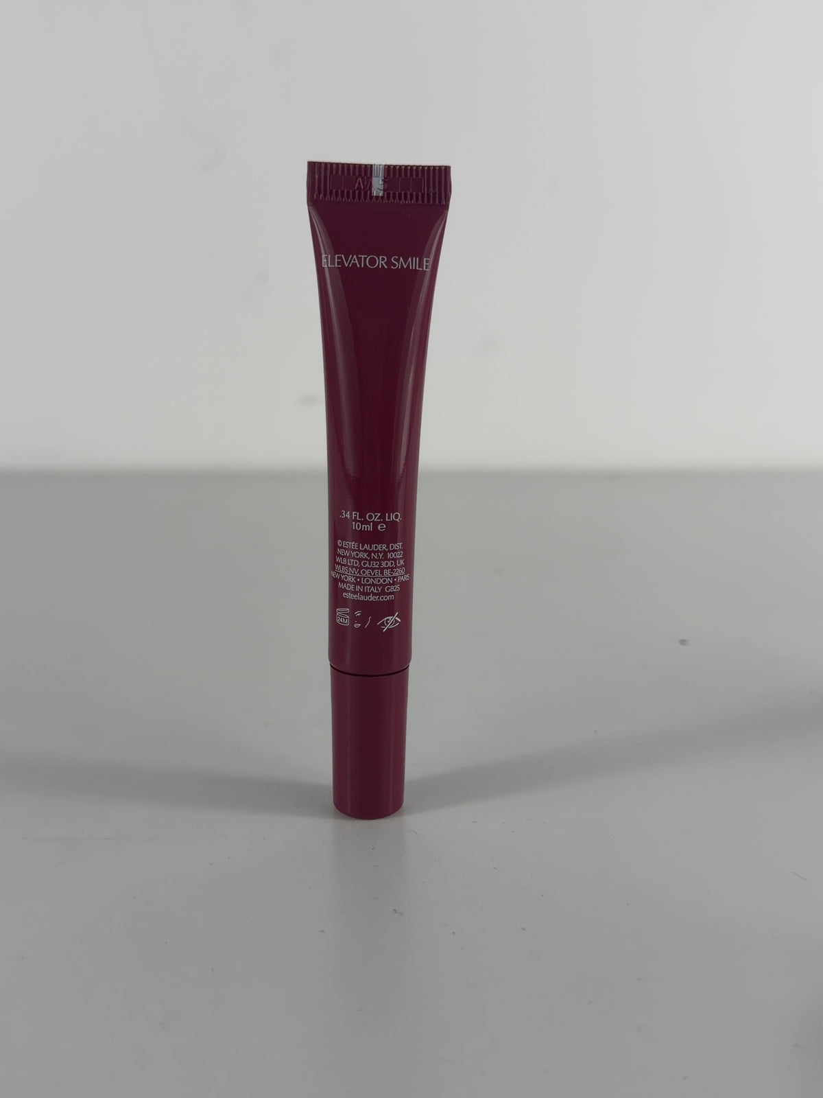 Estee Lauder elevator smile QC Estée Lauder Futurist Blushmaker Dewy Cheek TinT, size 10ml — detail