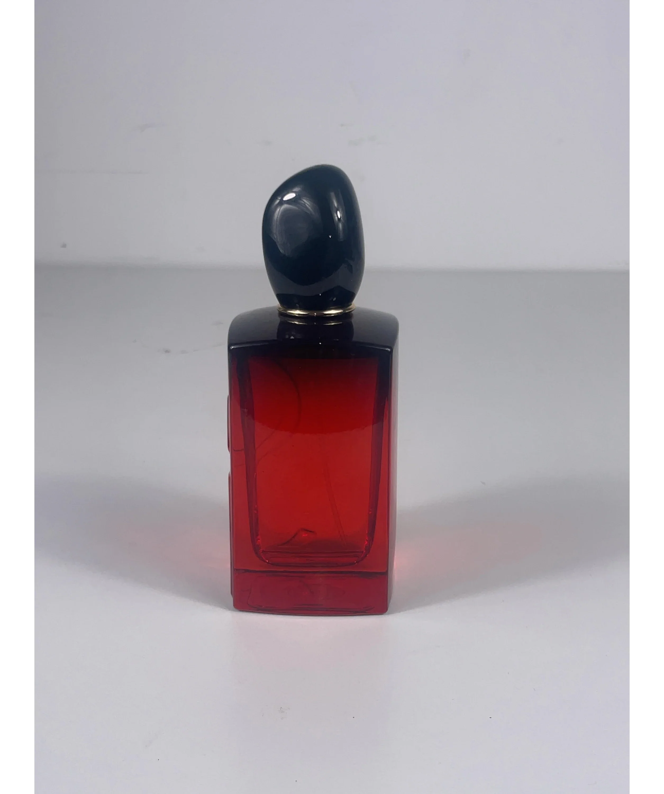 Giorgio Armani Sì Passione Intense Eau de Parfum Red, size 100ml — detail
