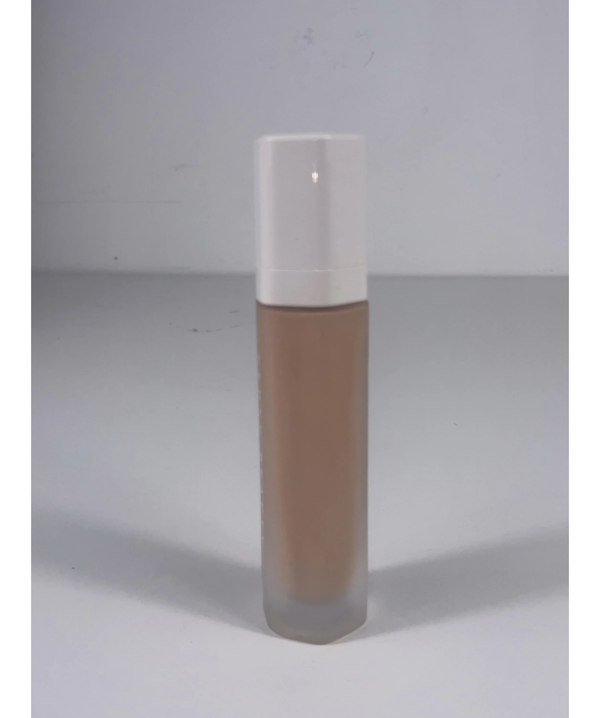 Fenty PROBLEM - Pro Filt'r Soft Matte Longwear Foundation - SHADE??, size 12m — detail