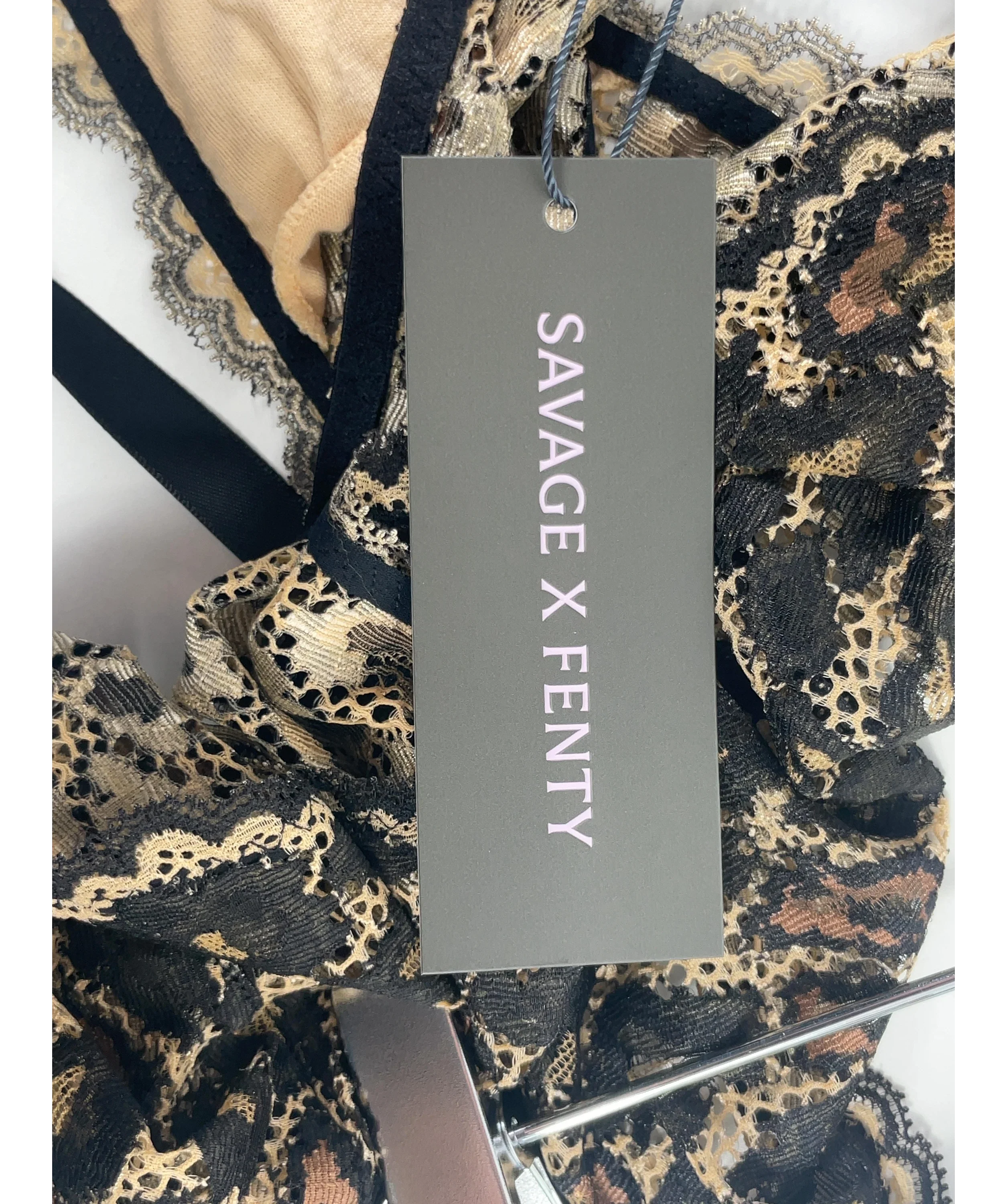 Savage X fenty Black On The Prowl Lace Teddy  LEOPARD, size UK 16 — detail