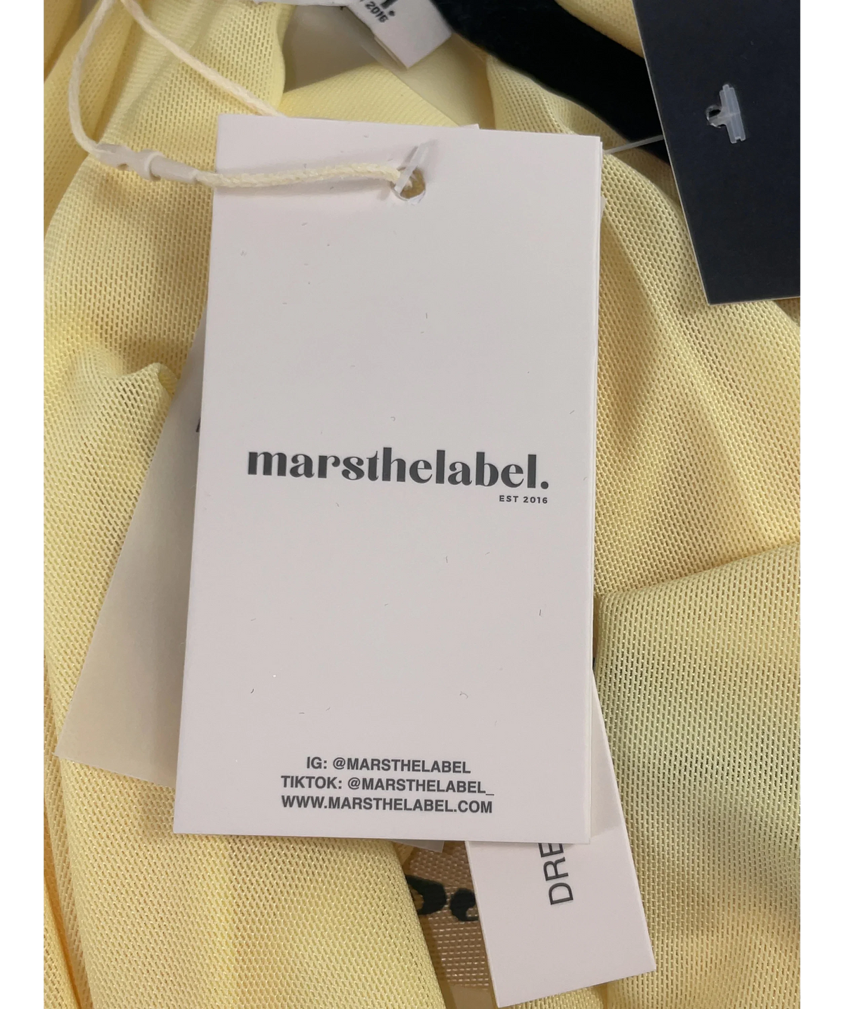 Mars the Label Yellow The Kellie Multiway Top Yellow, size UK 18 — detail