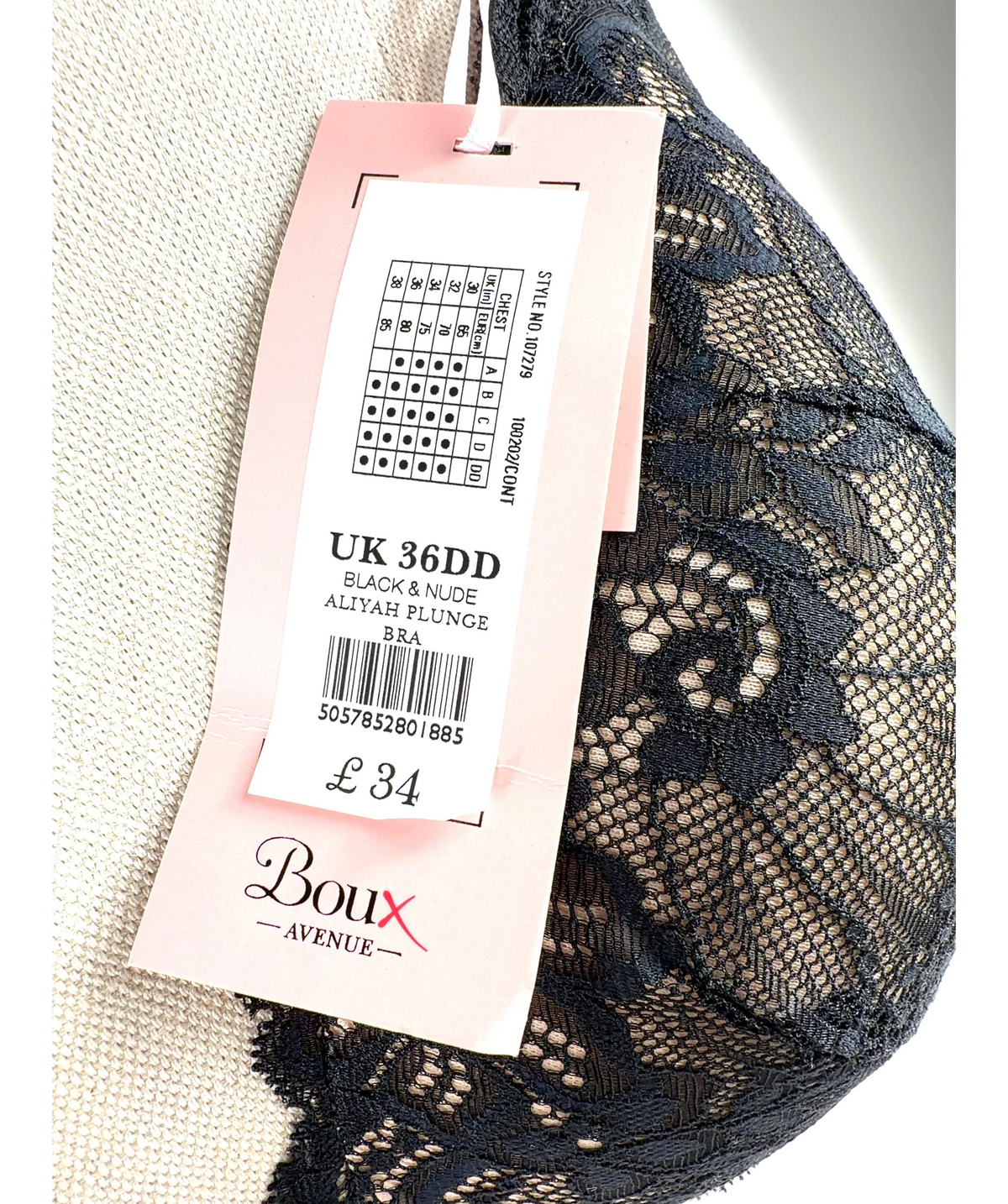 boux avenue Black Colour, size UK 36DD — label