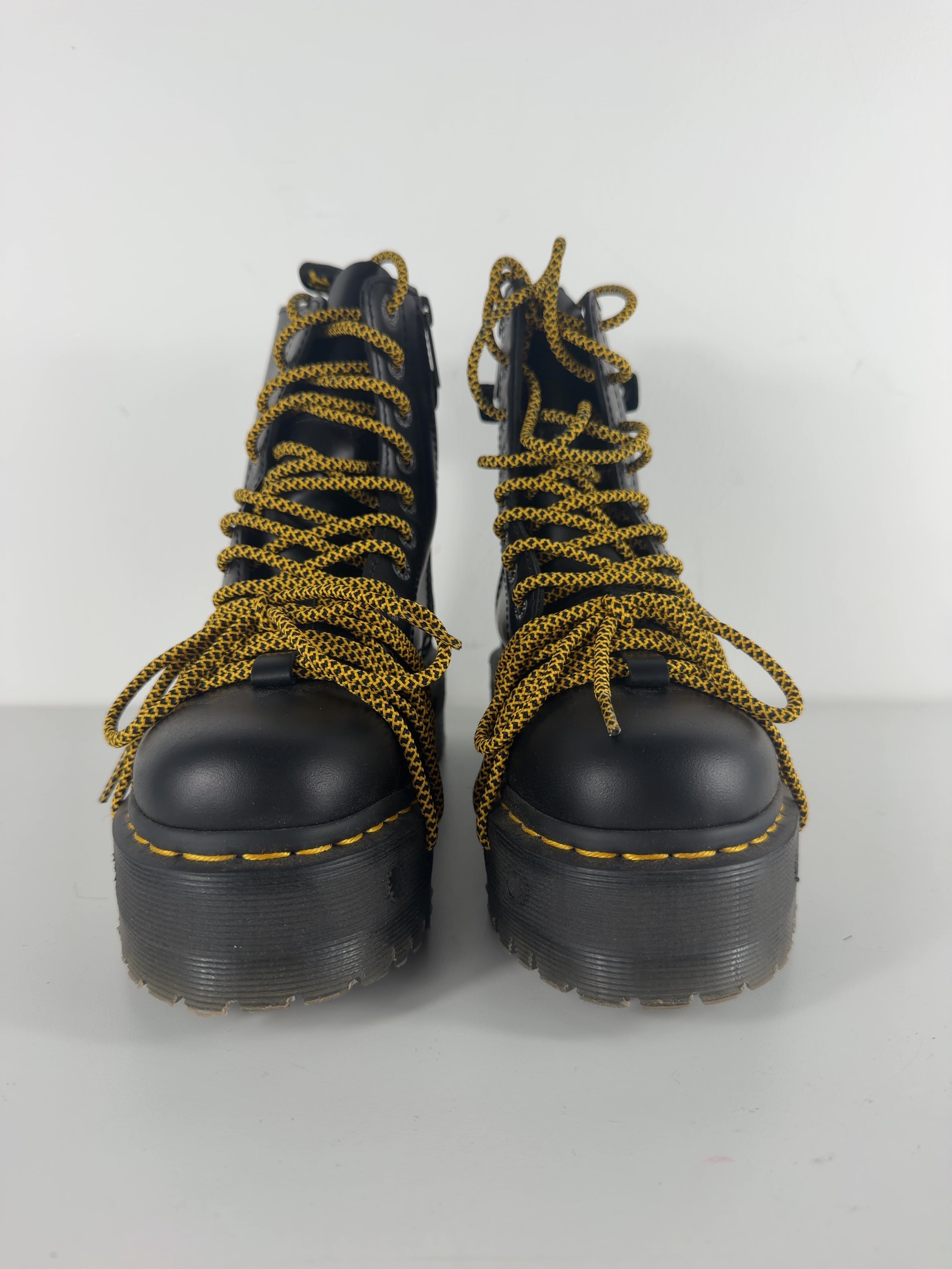 Dr Martens Black Jadon XL Abruzzo Leather Platform Boots, size UK 5 EU 38 👠 — detail