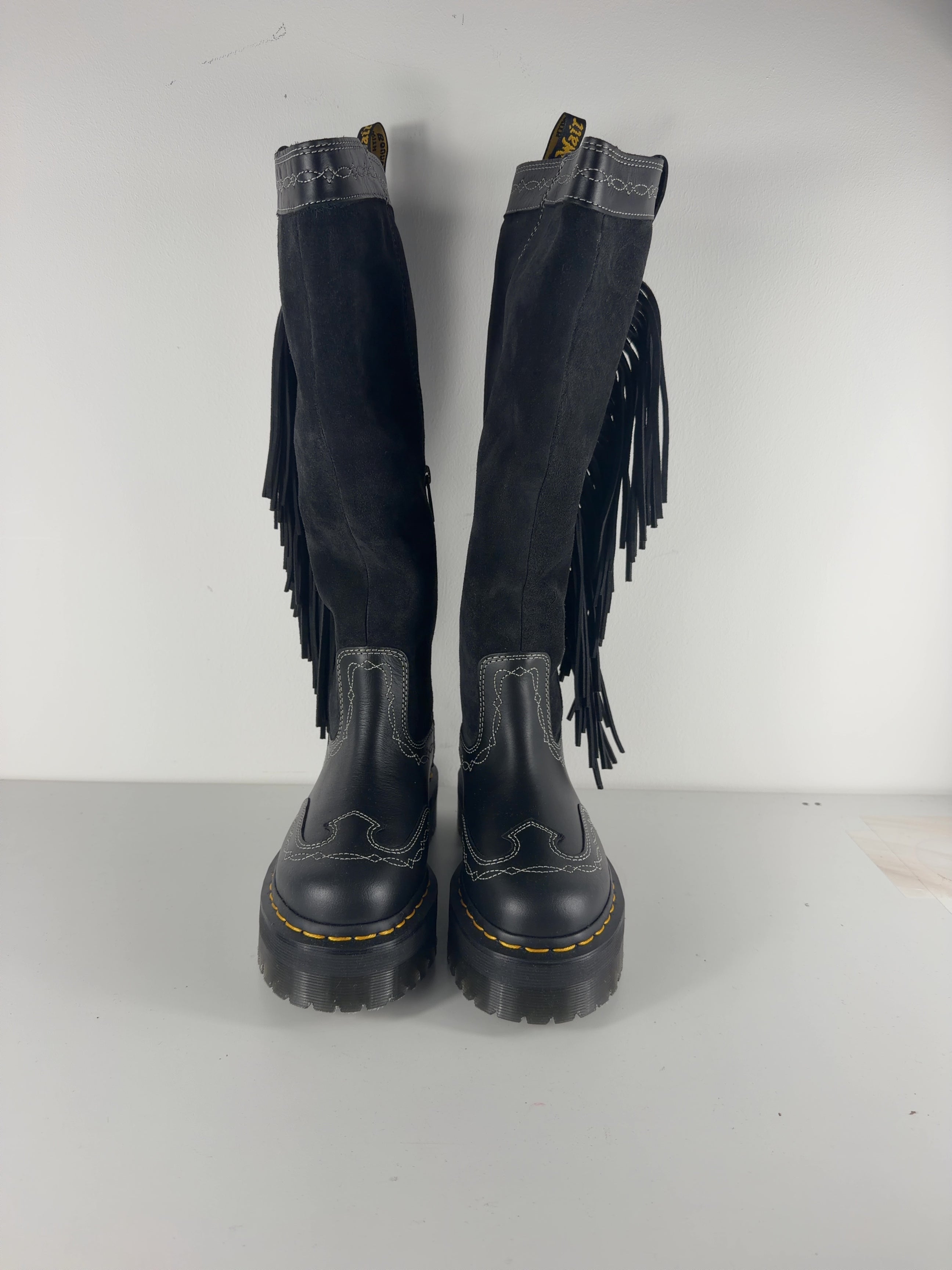 Dr Martens Black Desert Rodeo Quad Hi Knee High Boots, size UK 5 EU 38 👠 — detail