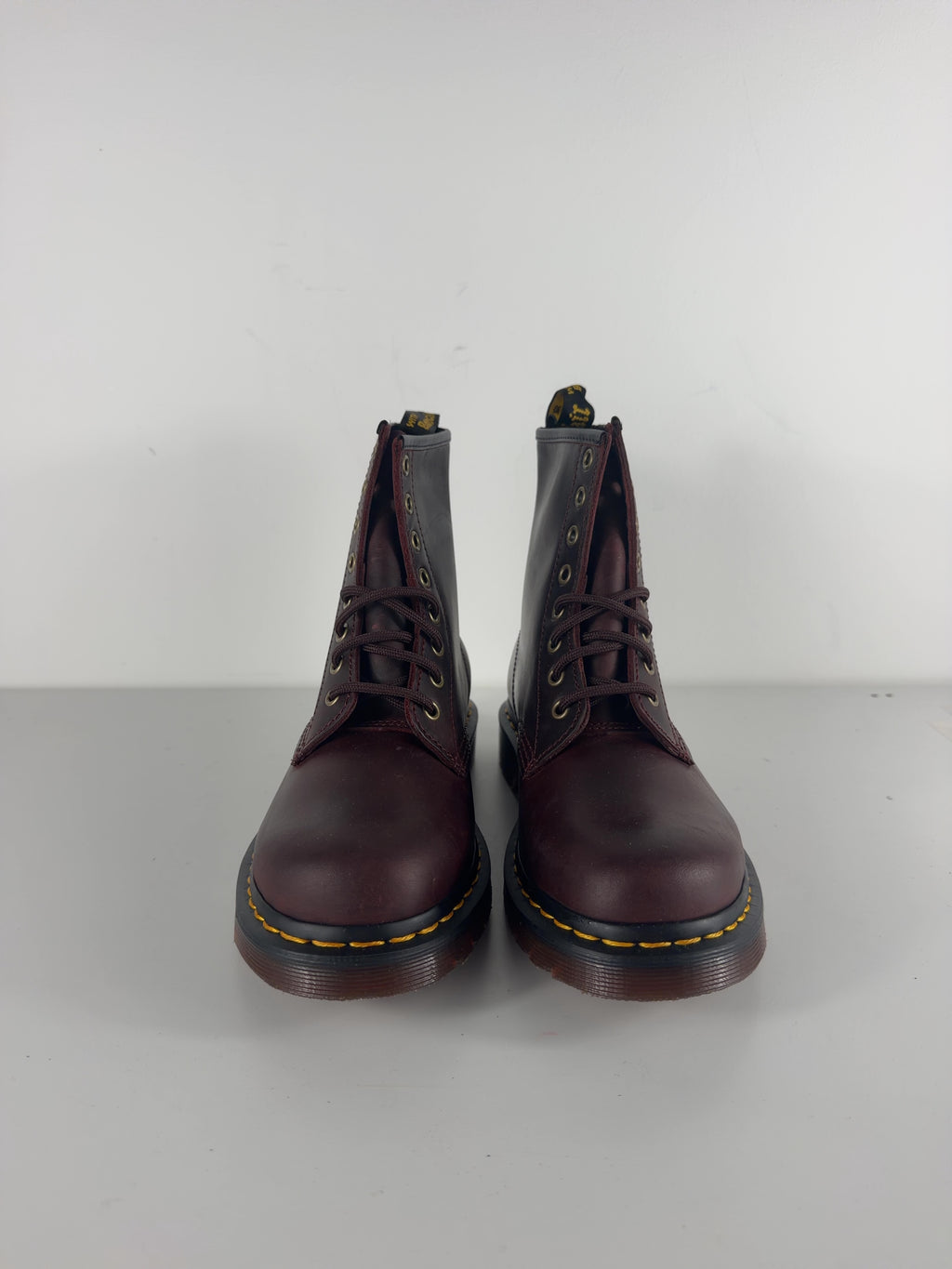 Dr Martens Red 1460 Crazy Horse Leather Lace Up Boots Cherry Red, size UK 5 EU 38 👠 — detail
