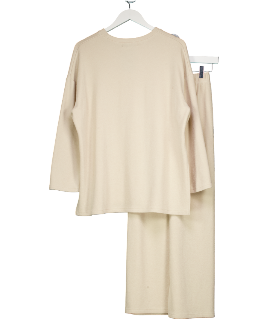OLIVE CLOTHING Beige Sweatshirt & Jogger Set One Size