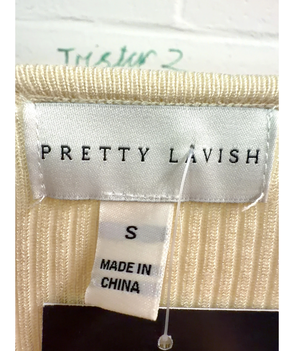 PRETTY LAVISH Cream Colour, size UK S — detail