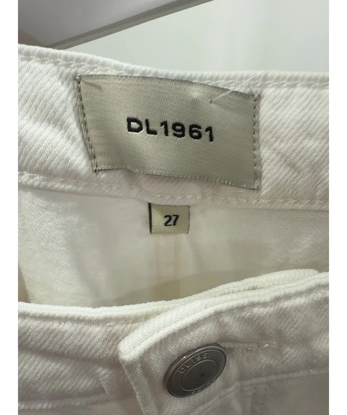 DL1961 Zoie Wrap Pant White Aura Jeans W27 — Size