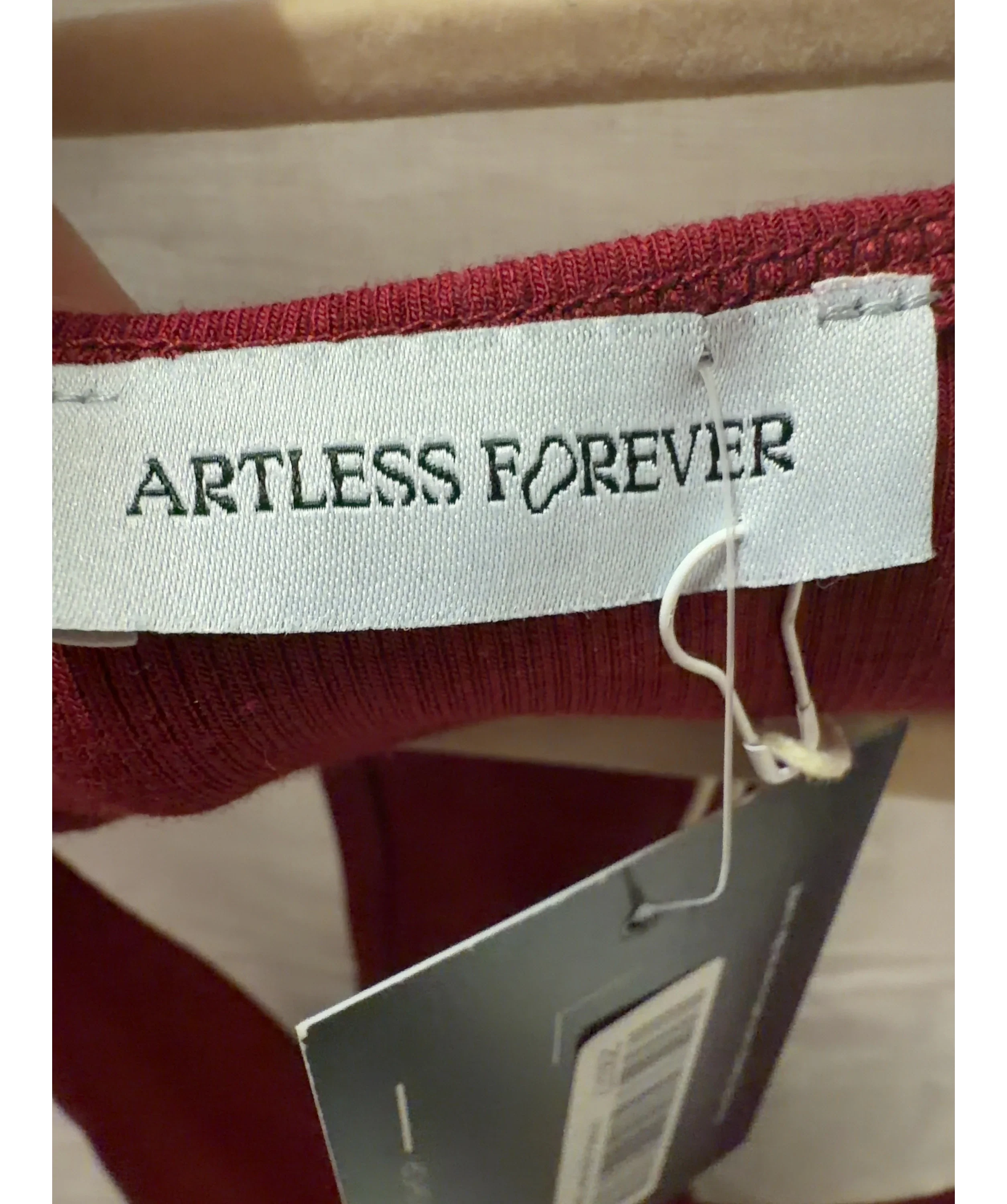 ARTLESS FOREVER Red Haze Racerback Tank Top Cherry Red, size UK M — detail