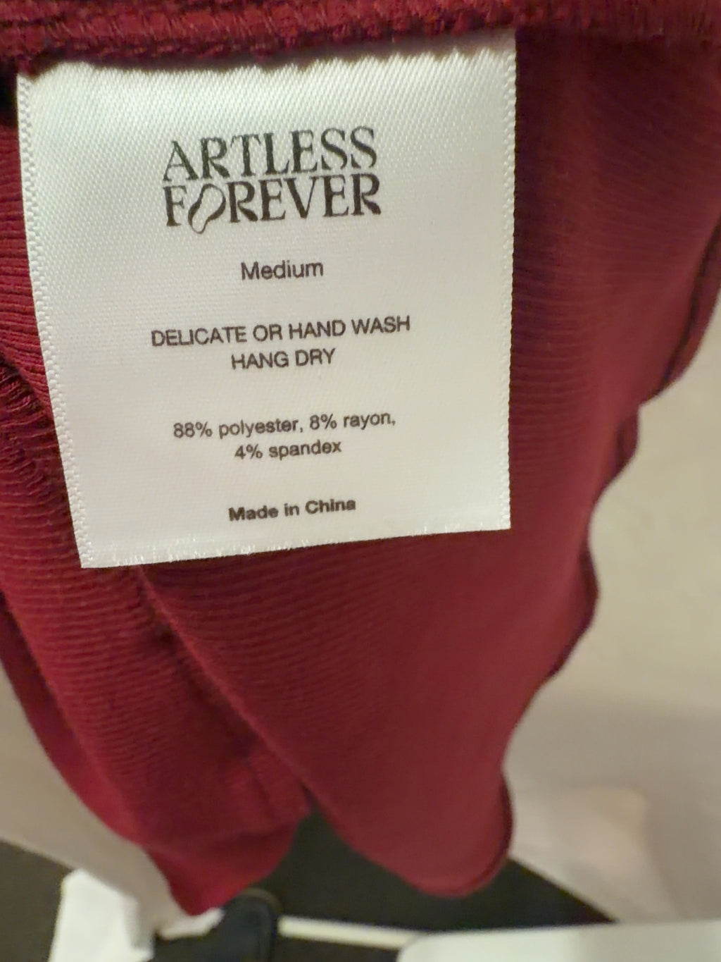 ARTLESS FOREVER Red Haze Racerback Tank Top Cherry Red, size UK M — label