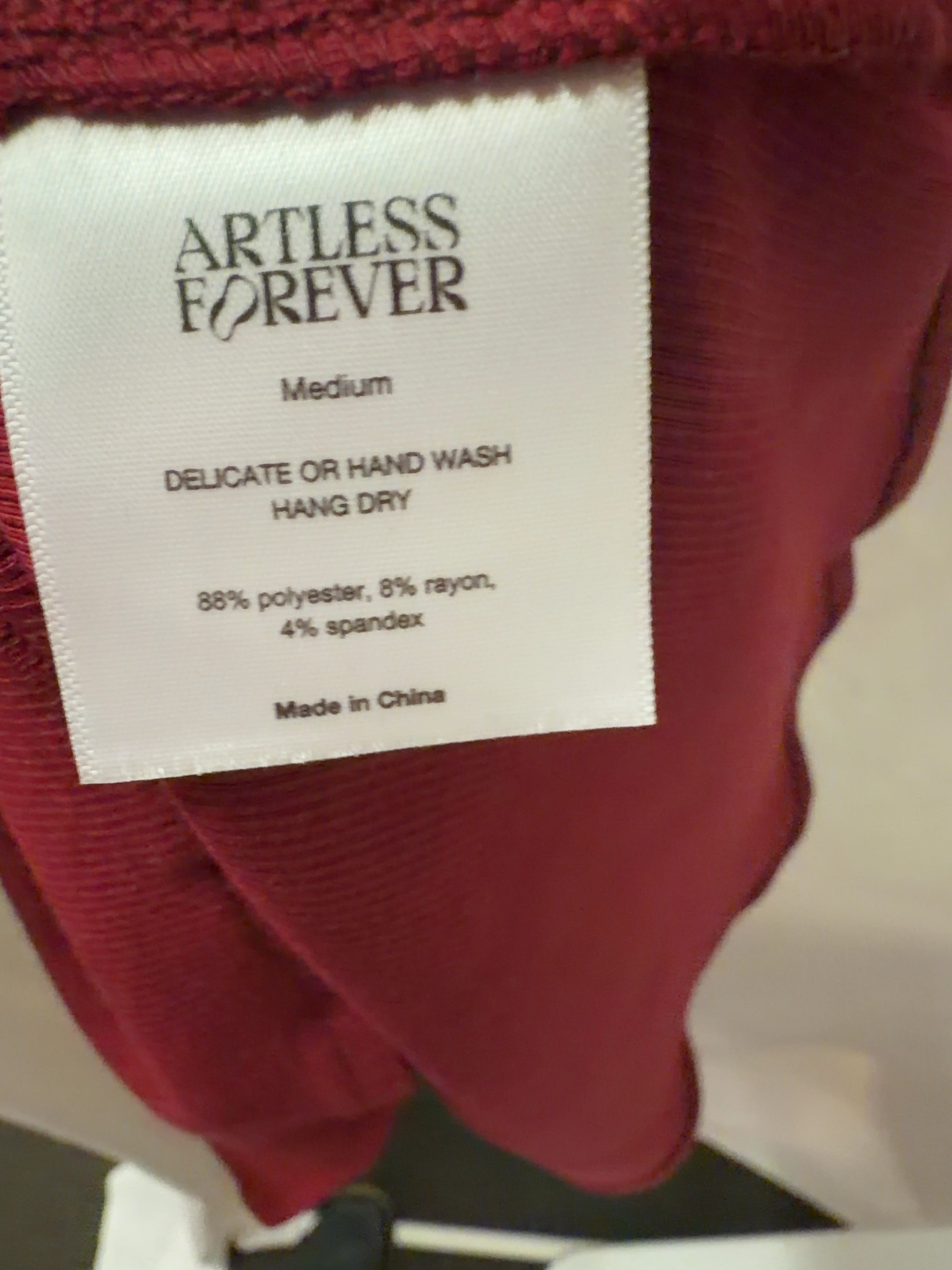 ARTLESS FOREVER Red Haze Racerback Tank Top Cherry Red, size UK M — care label