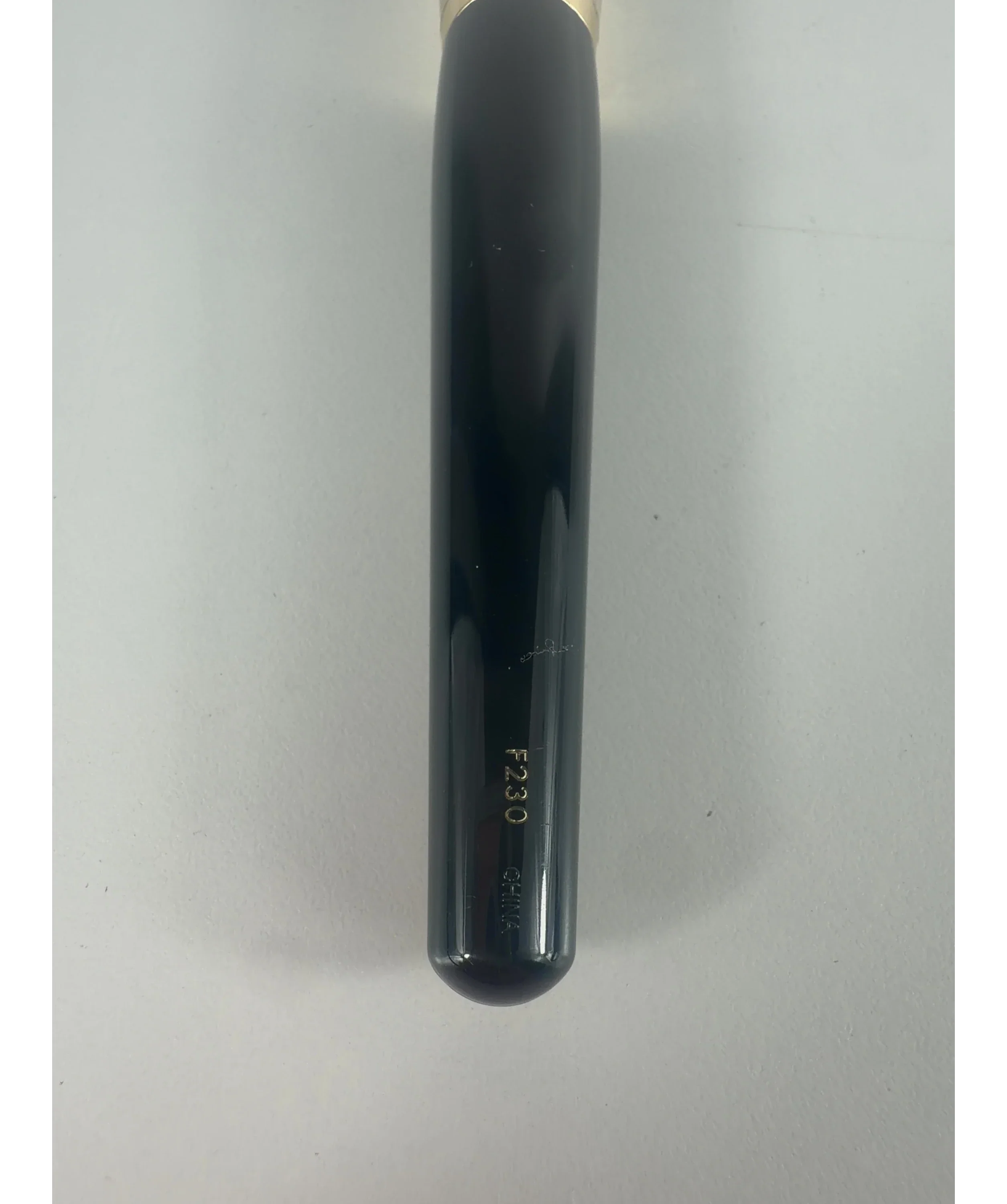 Milani QC Milani Foundation Brush F230 — detail