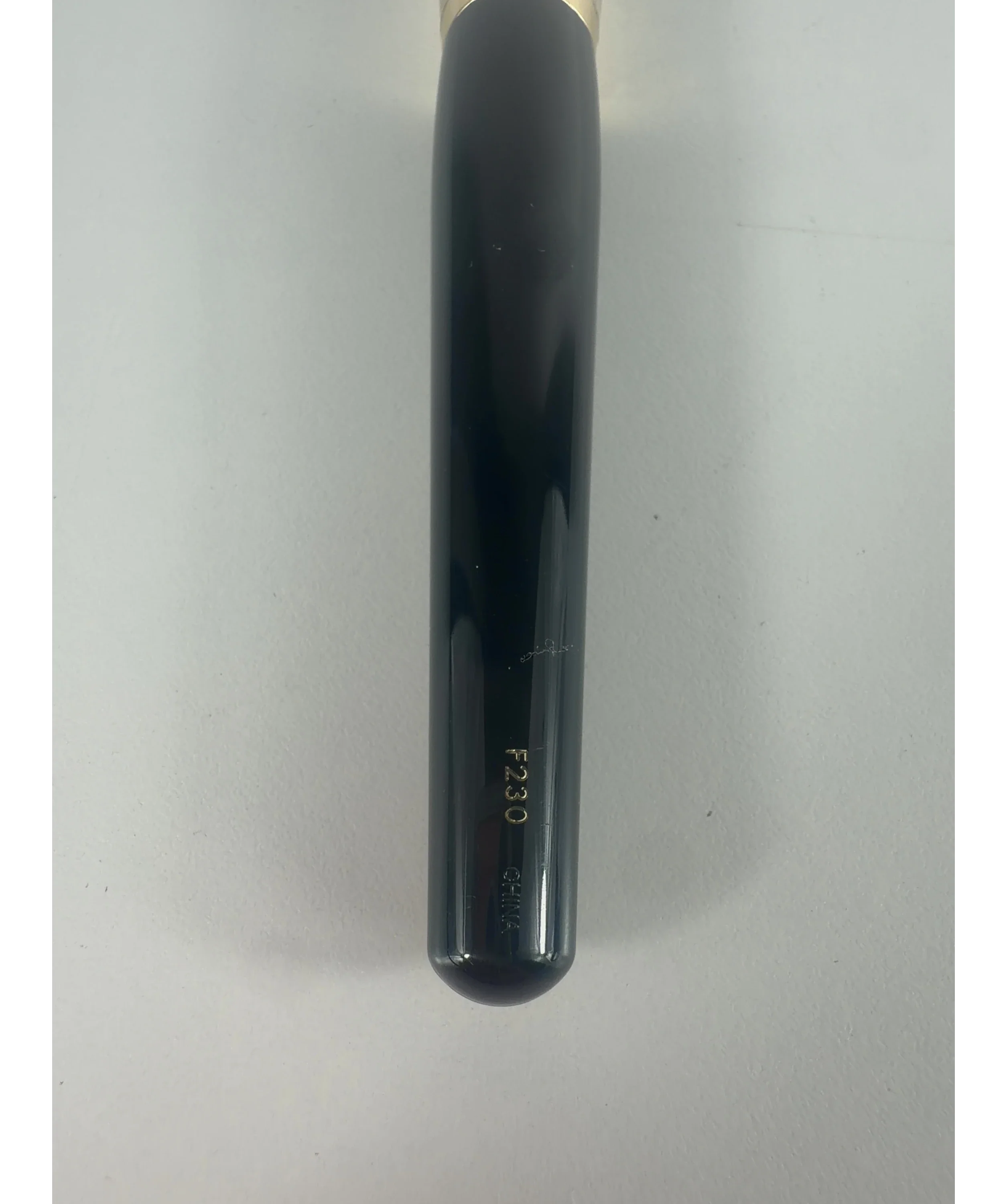 Milani QC Milani Foundation Brush F230 — detail