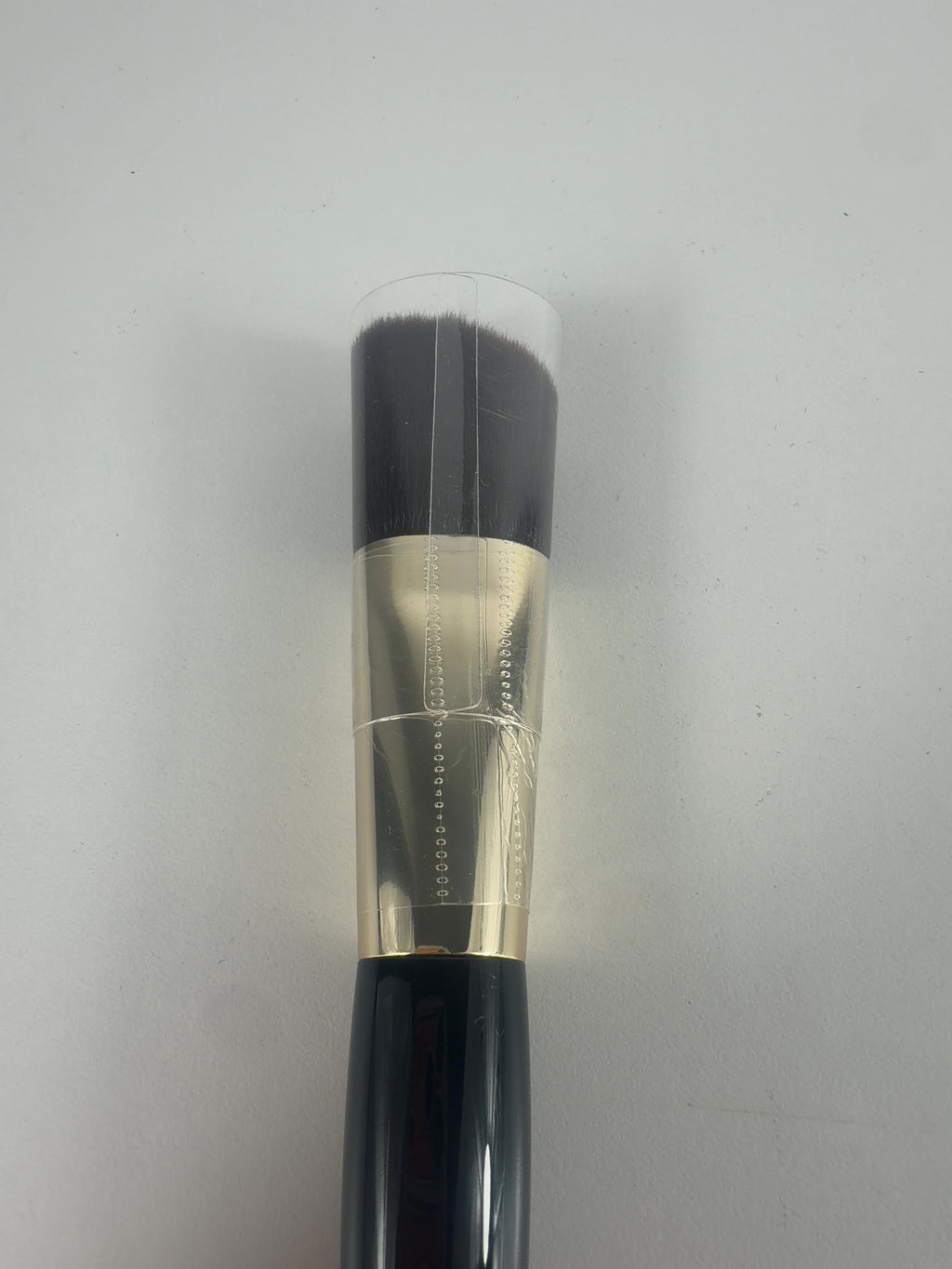 Milani QC Milani Foundation Brush F230 — label