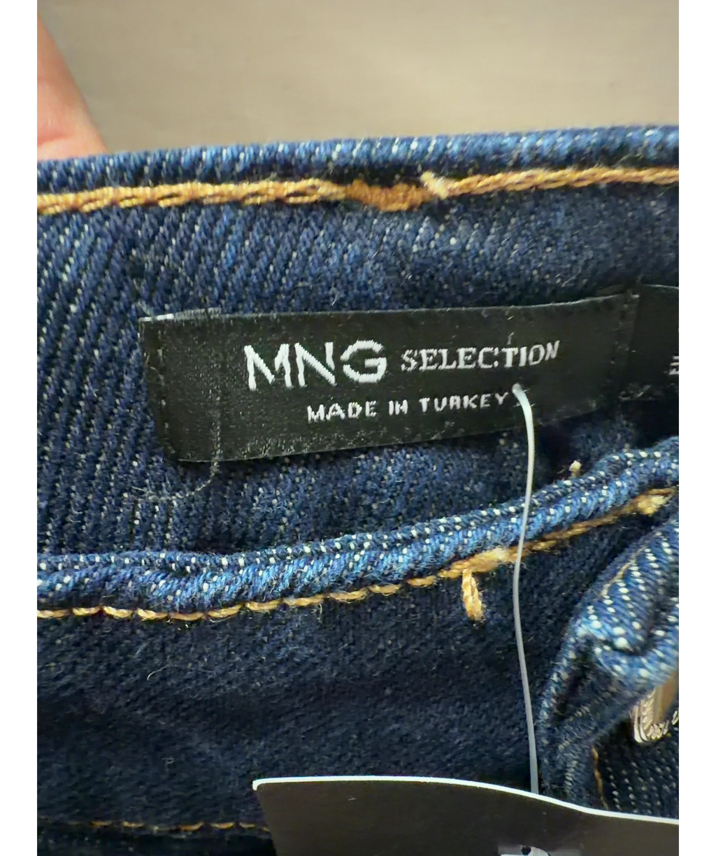 MANGO Blue Dark Wash Pleated Wide Leg Jeans, size UK 8 — detail