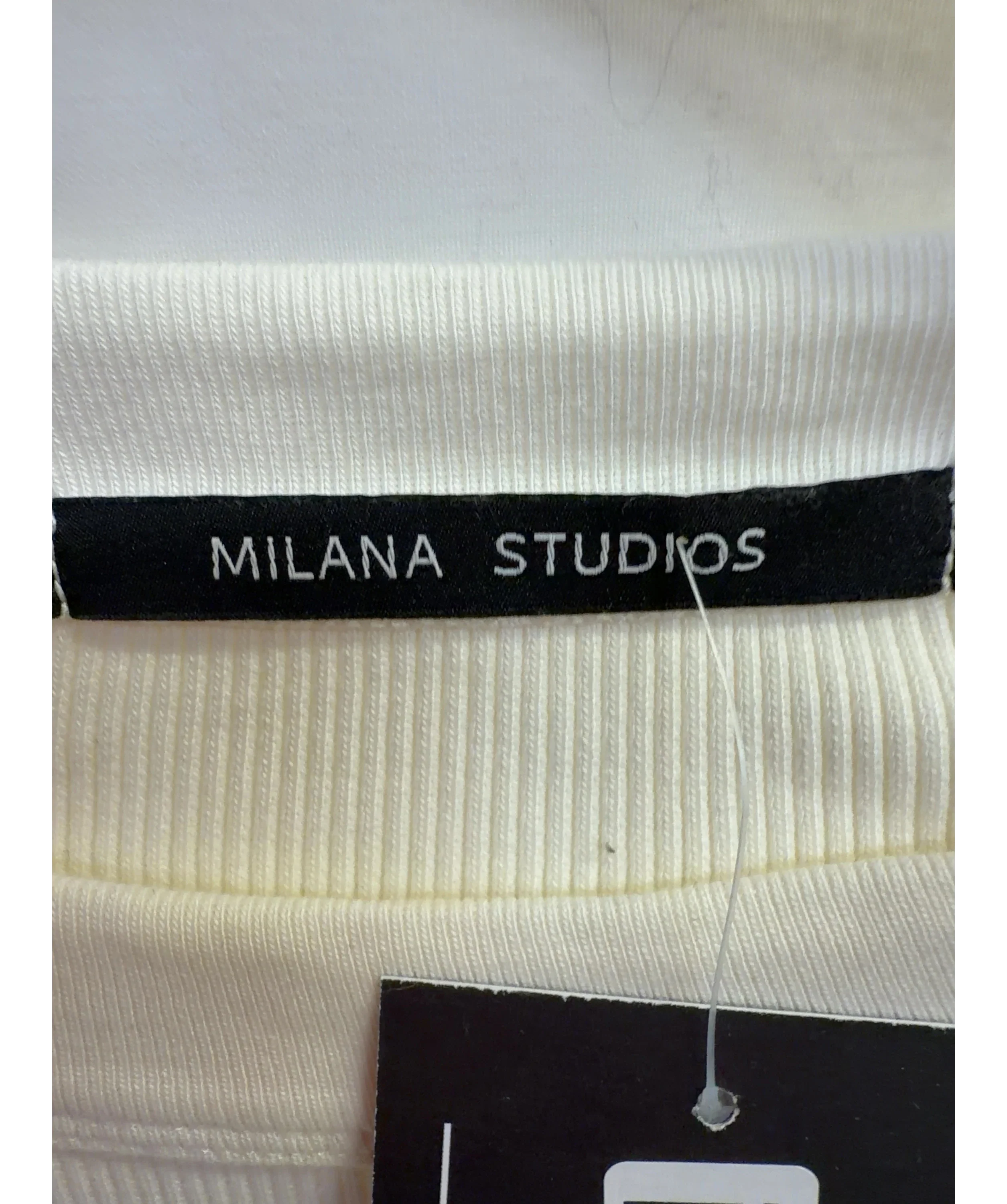 Milana Studios White Ribbed Long Sleeve Crop Top Cream, size UK S — detail