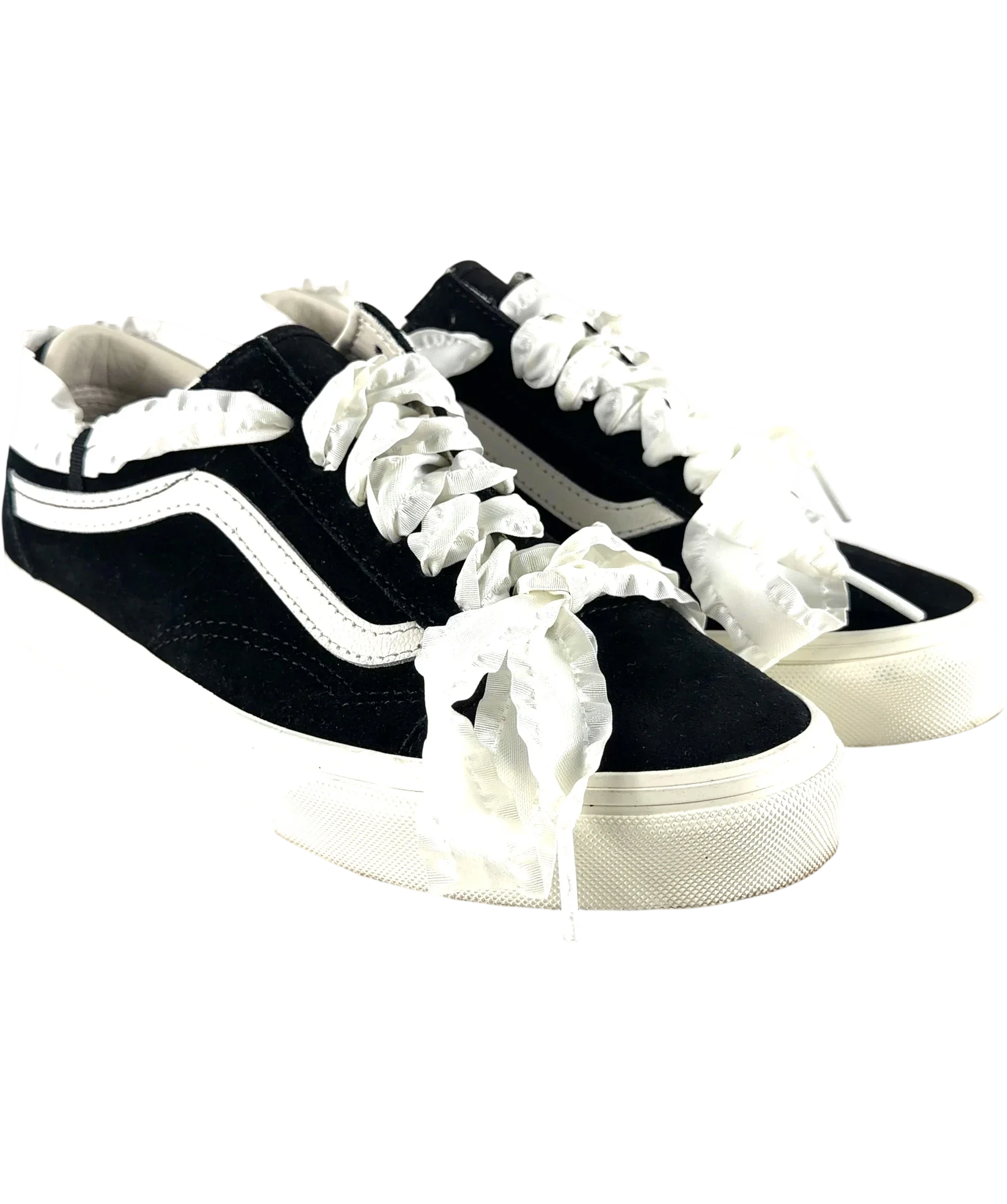 VANS Black Old Skool Lace-Trim / Coquette sneakers, size UK 5 EU 38 👠 — front