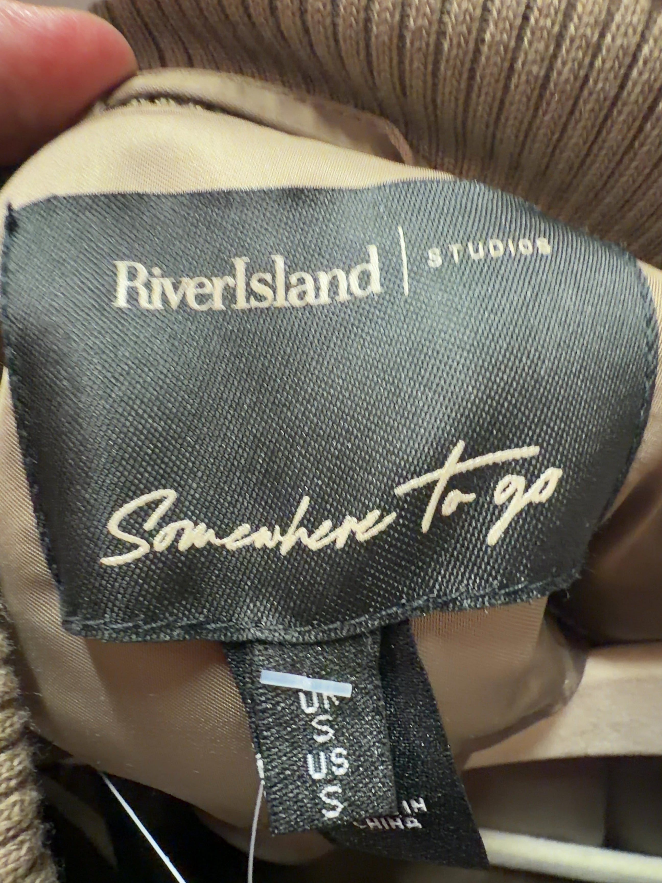 River Island Beige Studios Somewhere To Go Oversized Bomber Jacket Beige, size UK S — detail