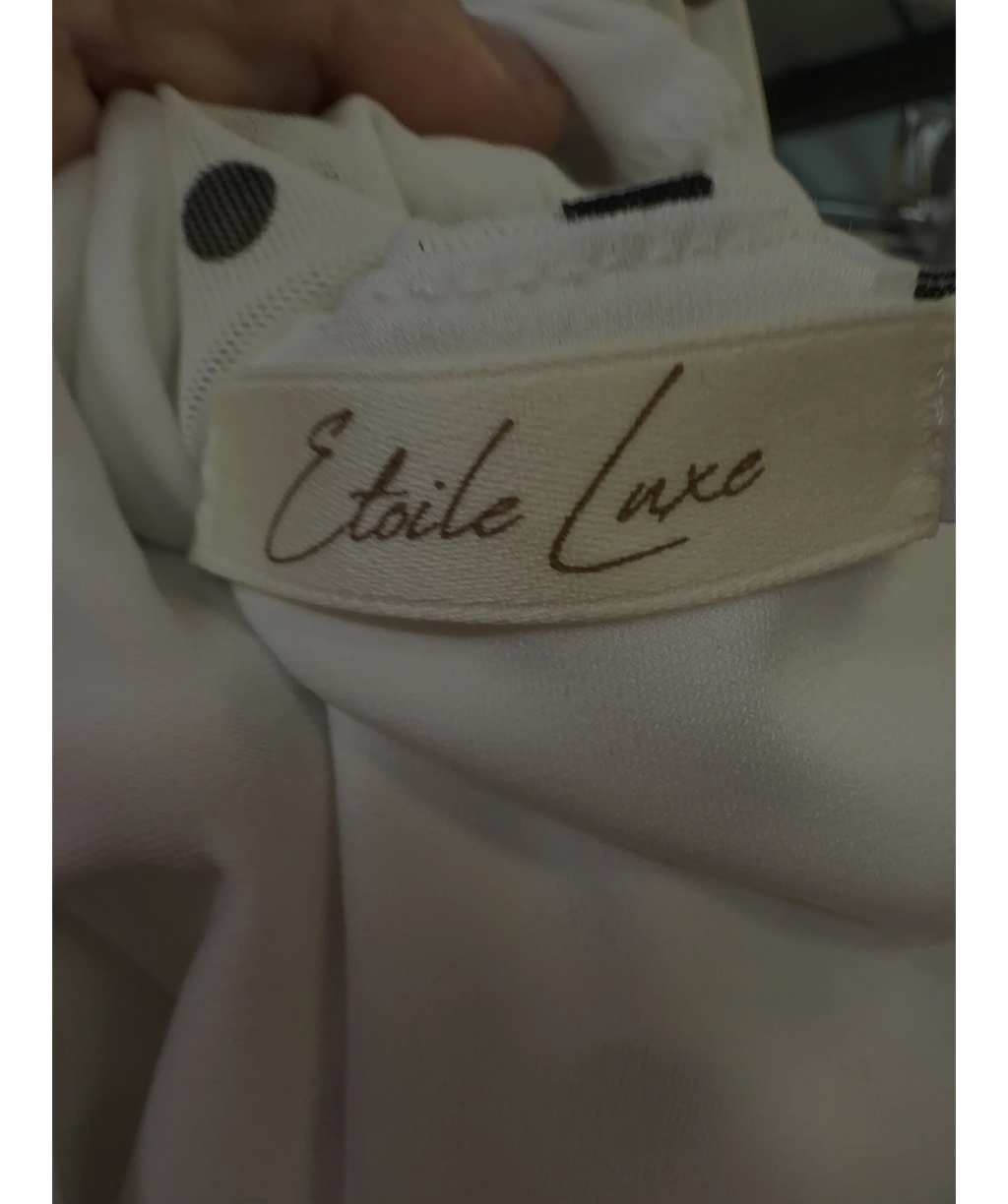 Etoile Luxe White Ophelia Drape Top / Capri Pants, size UK XS/S — detail