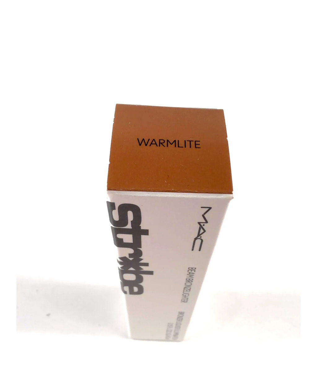 MAC Strobe Beam Bronzelighter Warmlite Liquid Bronzer 4.3ml — Close up of shade