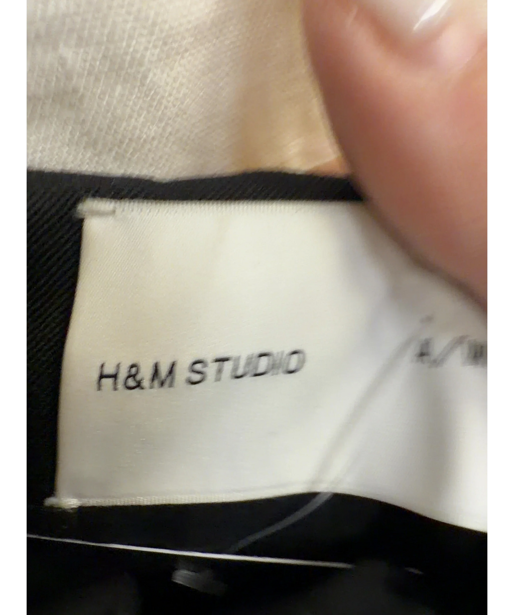 H&M Black Colour, size UK XS — detail