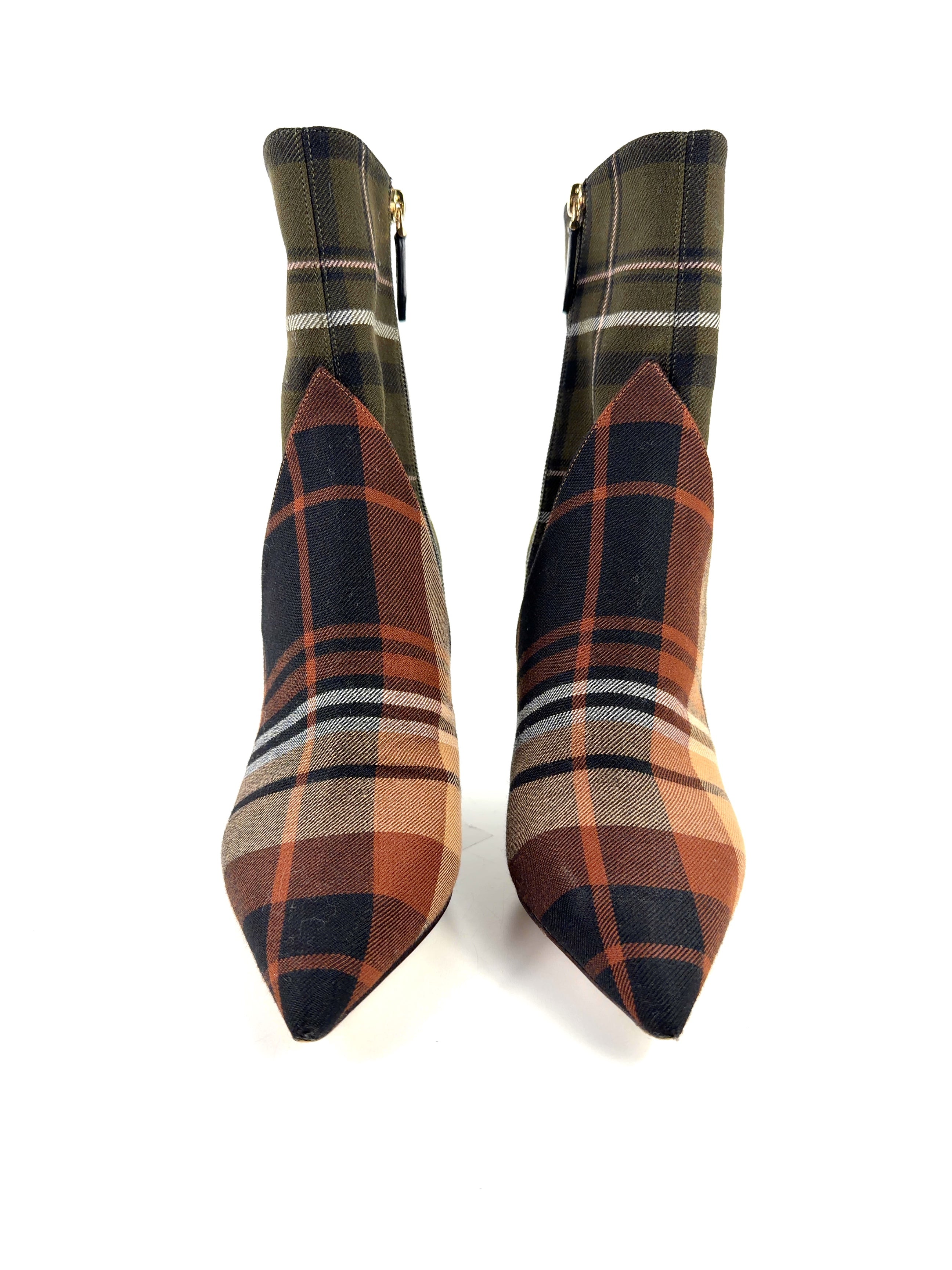 Burberry Multicoloured patchwork tartan pointed-toe boots, size UK 5 EU 38 👠 — detail