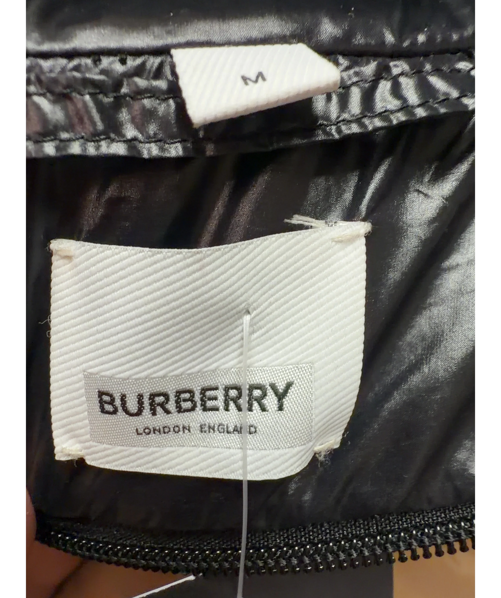 Burberry Black Colour, size UK M — label