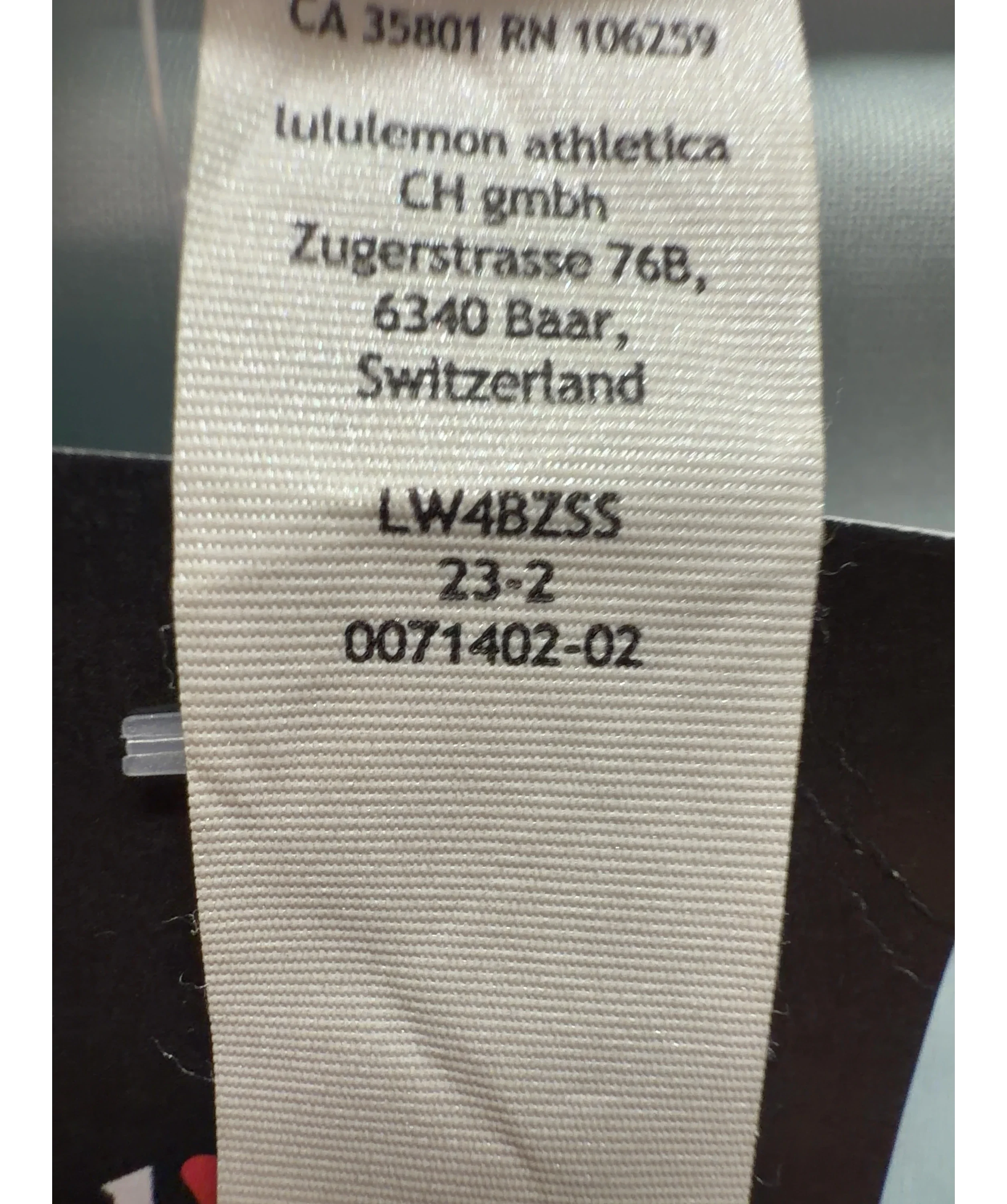 Lululemon Blue Colour, size UK 8 — label