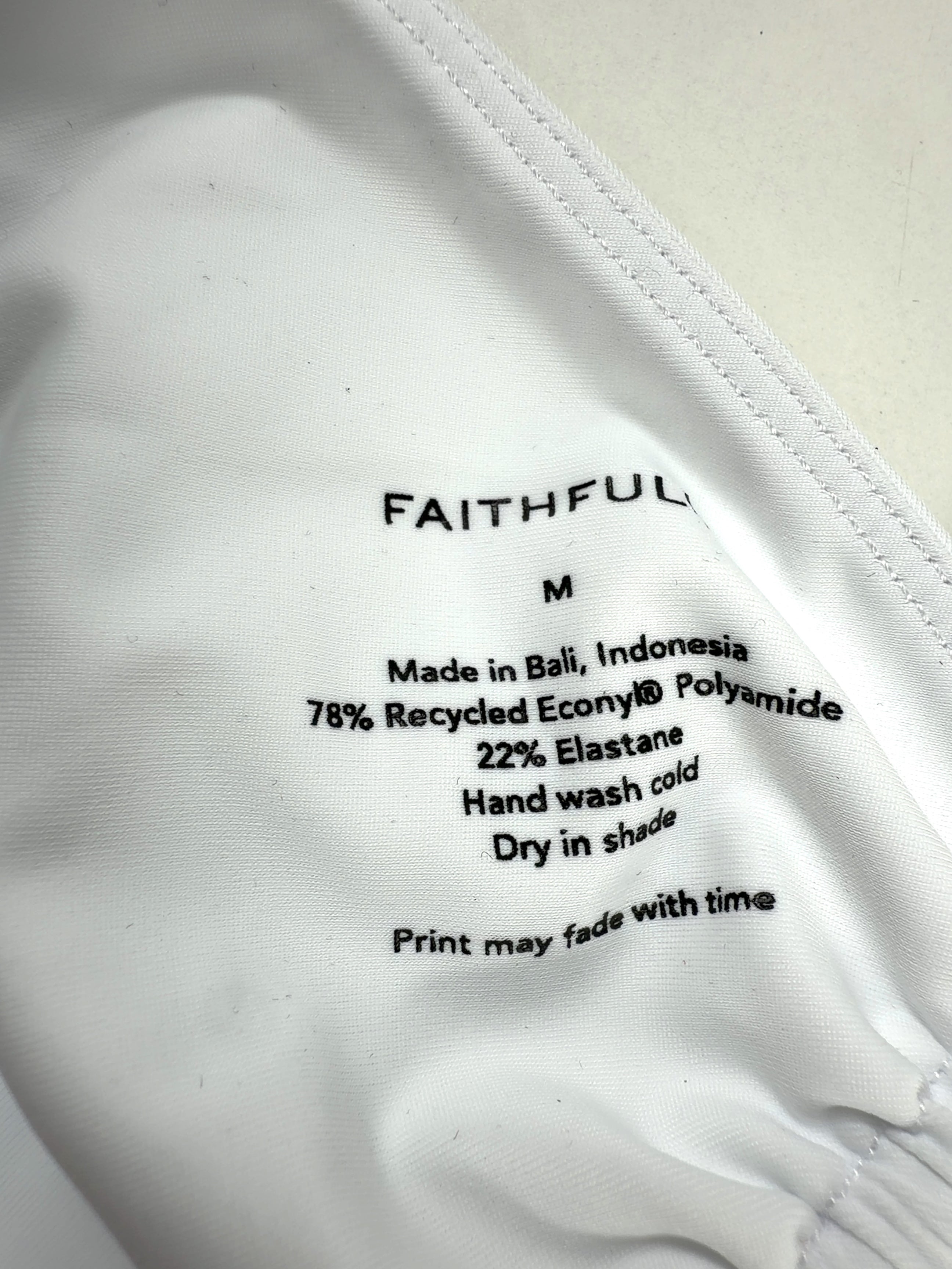 FAITHFUL White Colour, size UK M — label