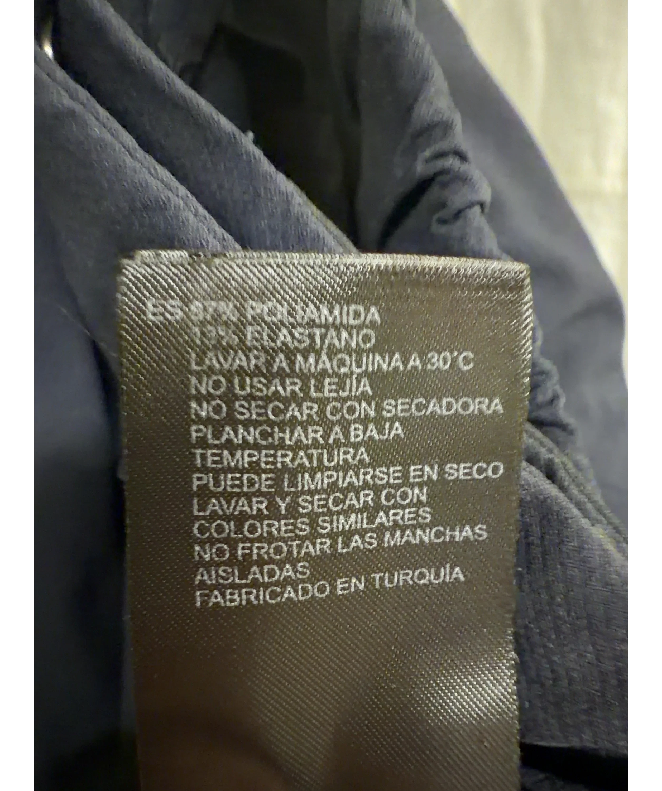 REISS Black Colour, size W30 — label
