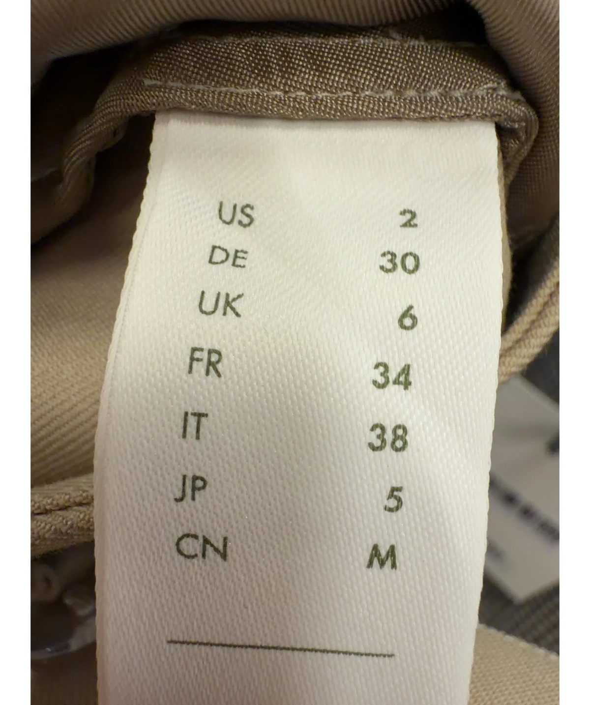 LILYSILK Beige Colour, size UK 6 — care label