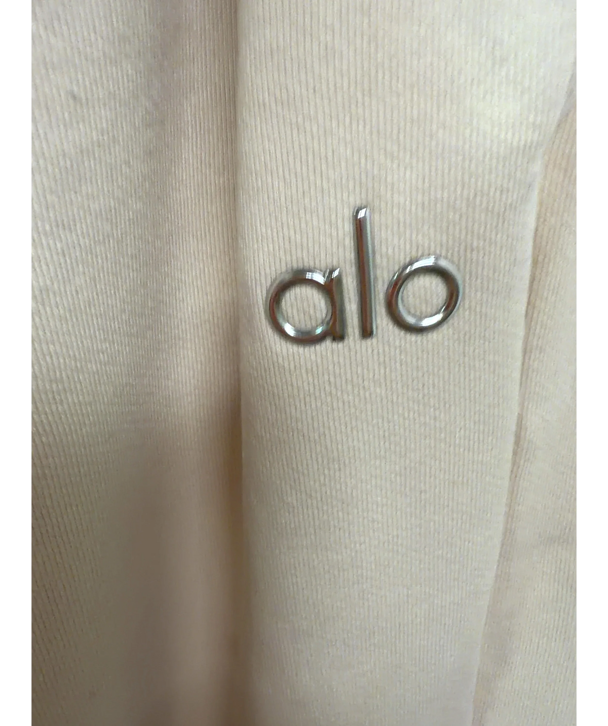 alo yoga Cream Accolade Straight Leg Sweatpant, size UK XS — detail