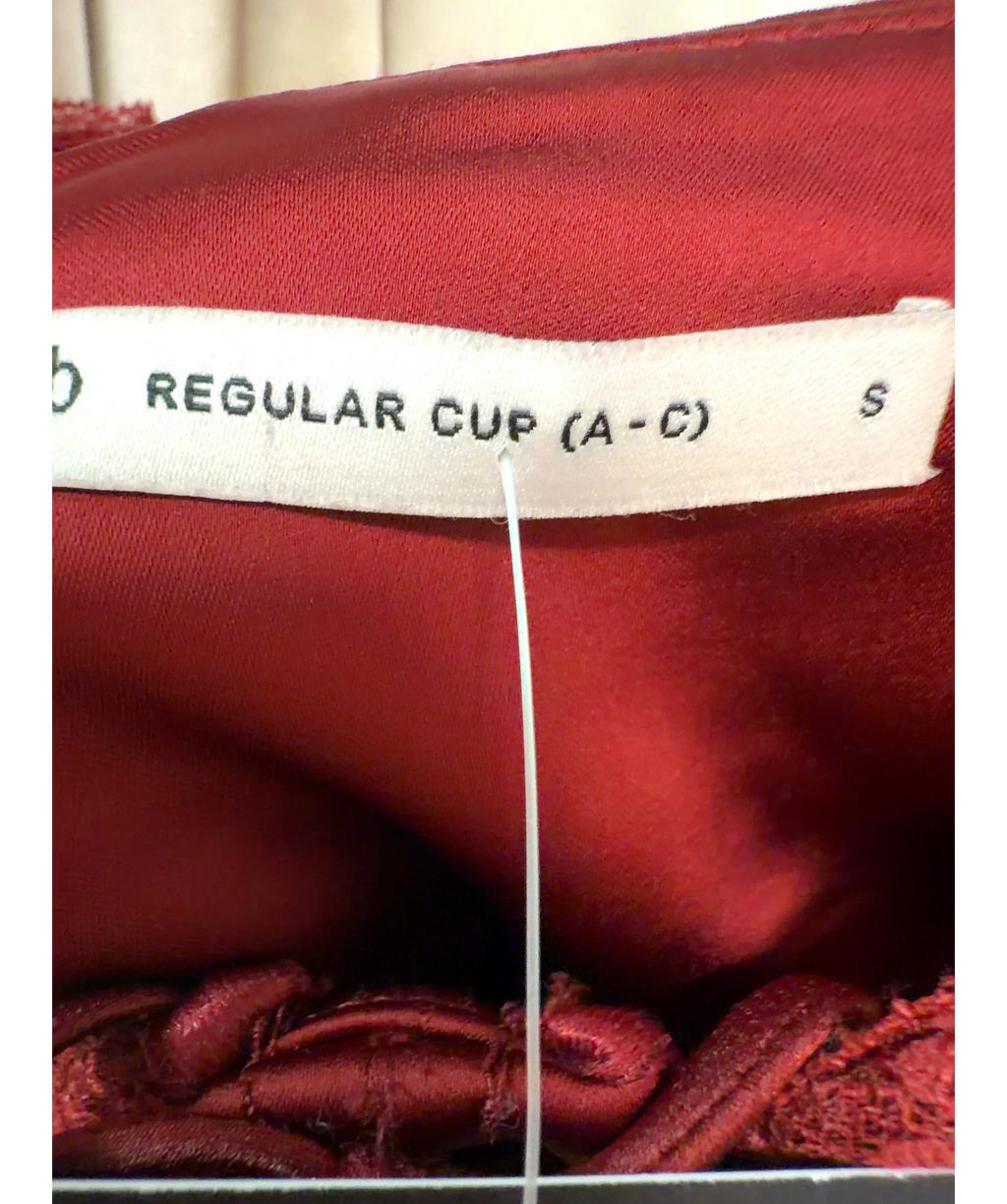 House of CB Red Colour, size UK S — care label