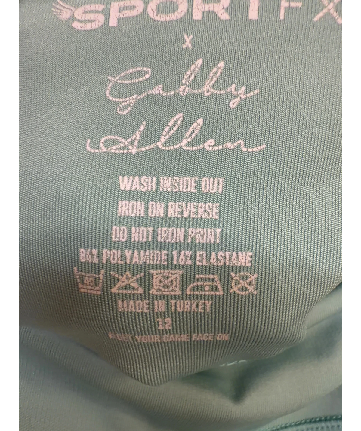 Sport FX Green Colour, size UK 12 — label