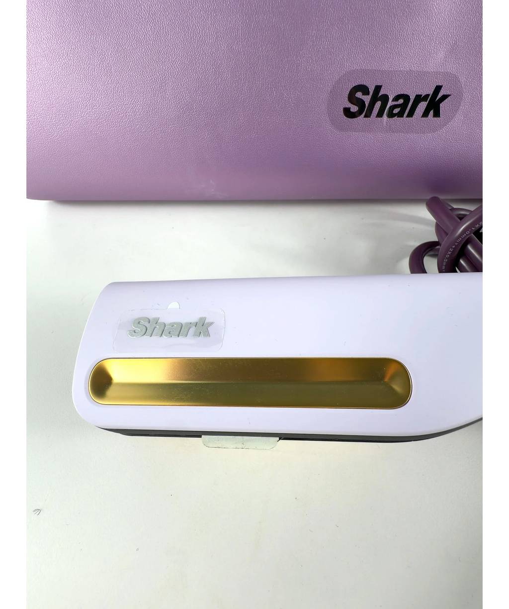 Shark SilkiPro Straight Hair Straightener & Dryer ONE SIZESilkiPro Straight Hair Straightener & Dryer HT401UKPU — Close up of shade