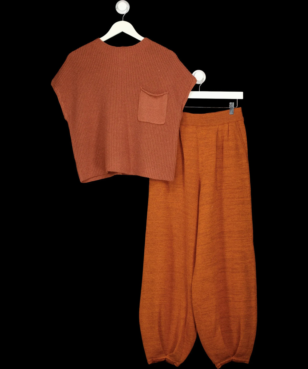 Free People Brown Freya Sweater & Pants Lounge Set Rust Brown, size UK L — fabric detail