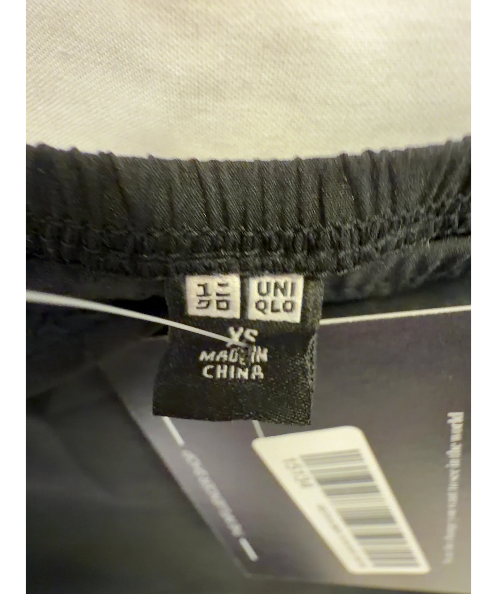 Uniqlo Black Colour, size UK XS — detail