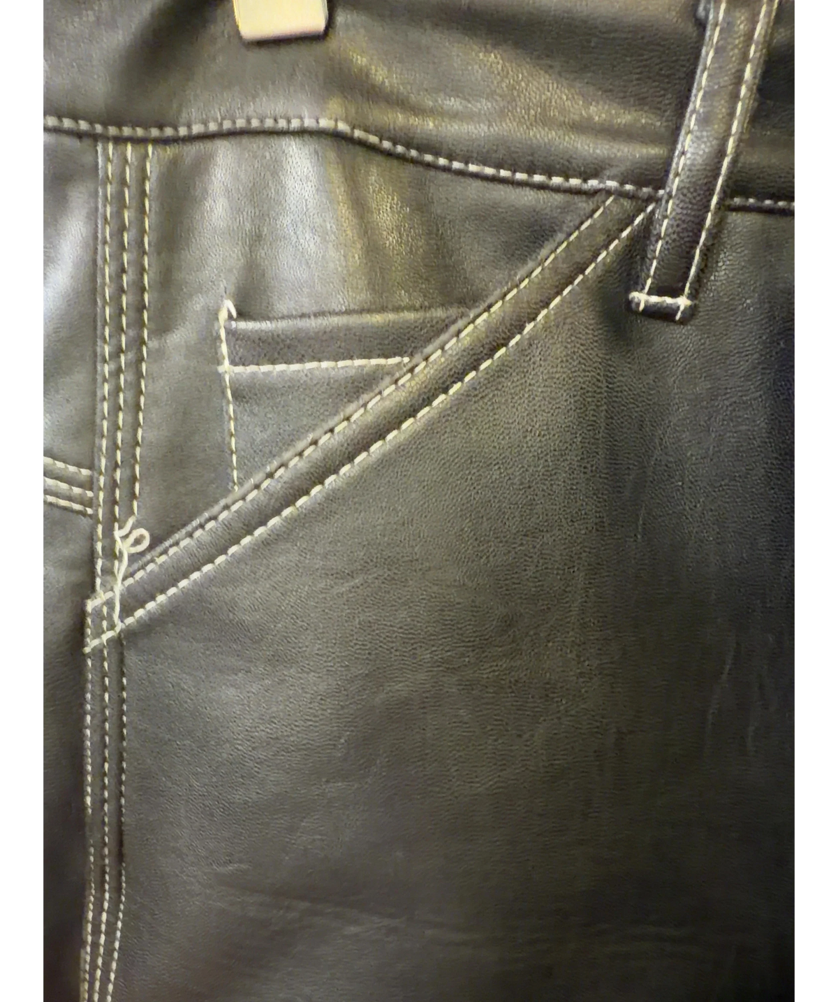 Simonett Black Colour, size UK M — label