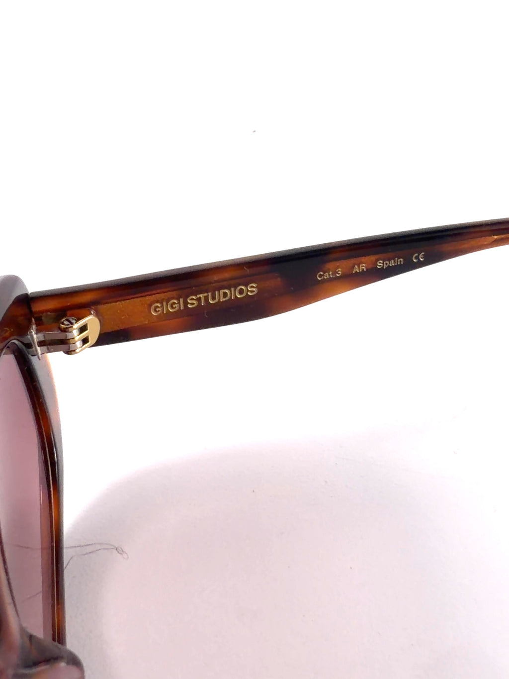 Gigi Studios tortoiseshell Piper — detail