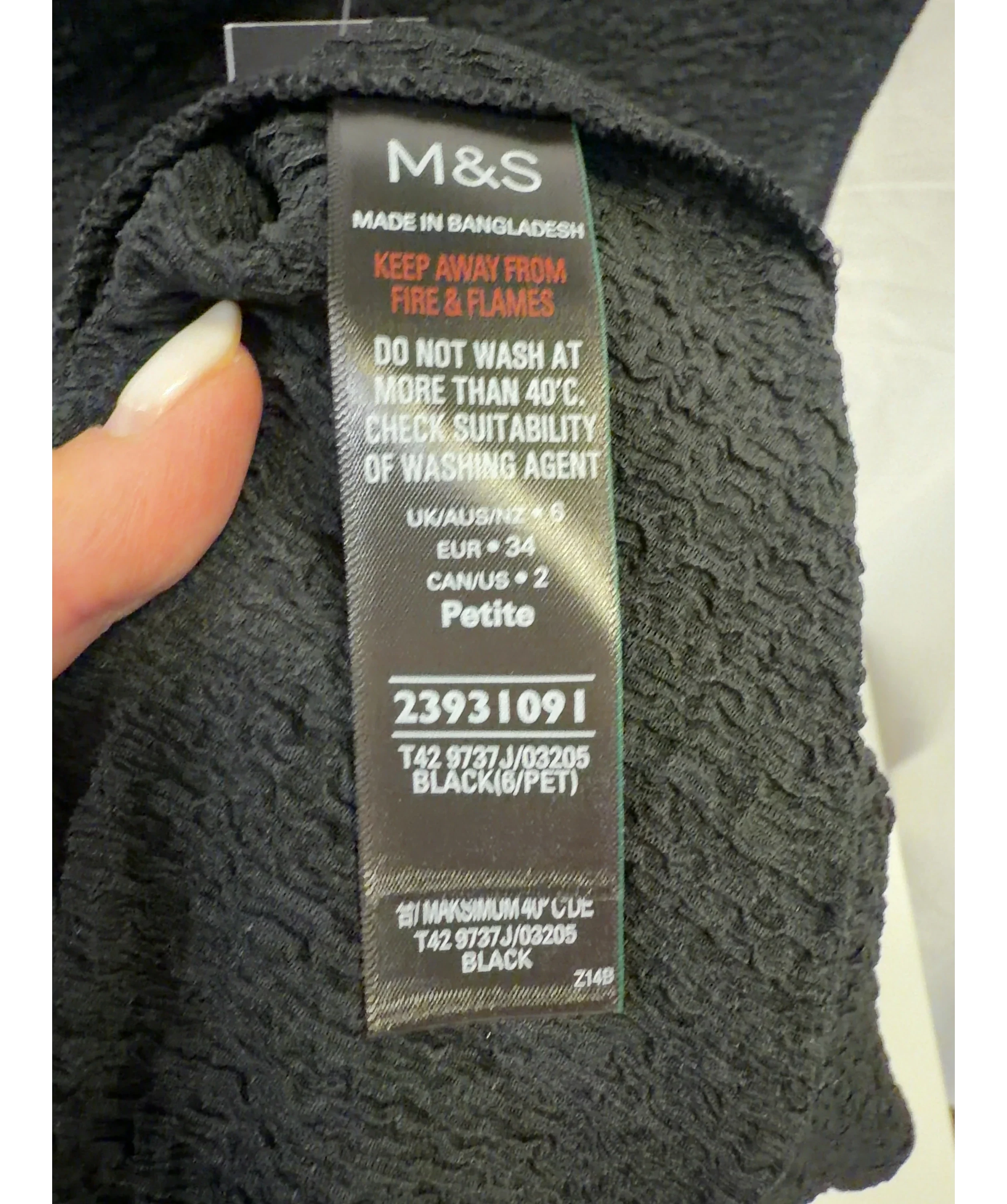 M&S Black Colour, size UK 6 — label